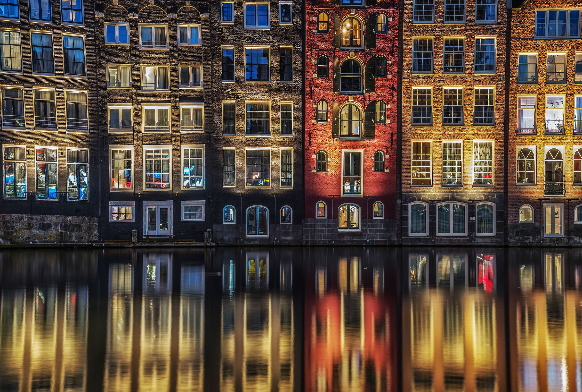 the night of Amsterdam...