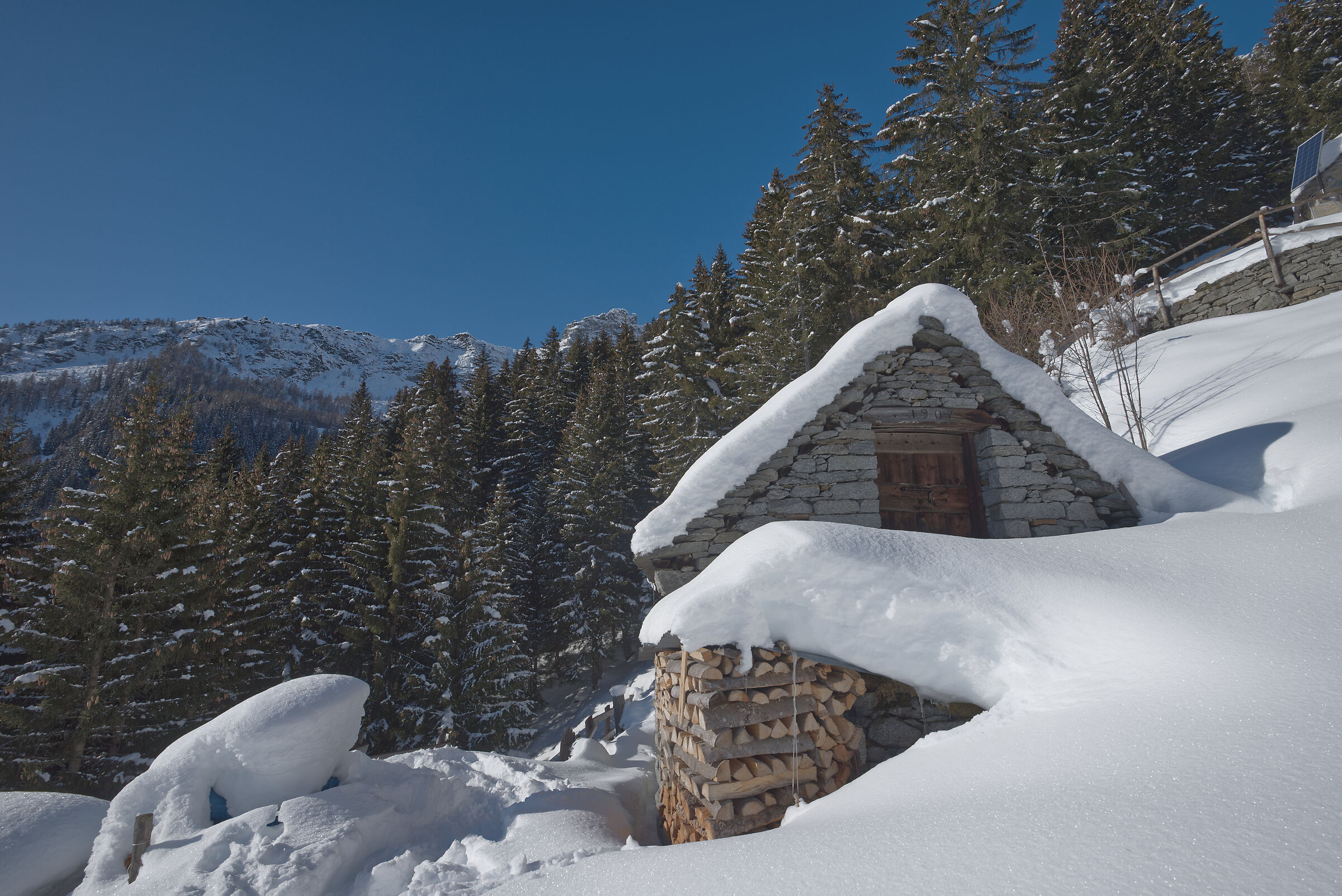snowshoeing Foppiano di Crodo-Alpe Voma-Alpe Prepiana on...
