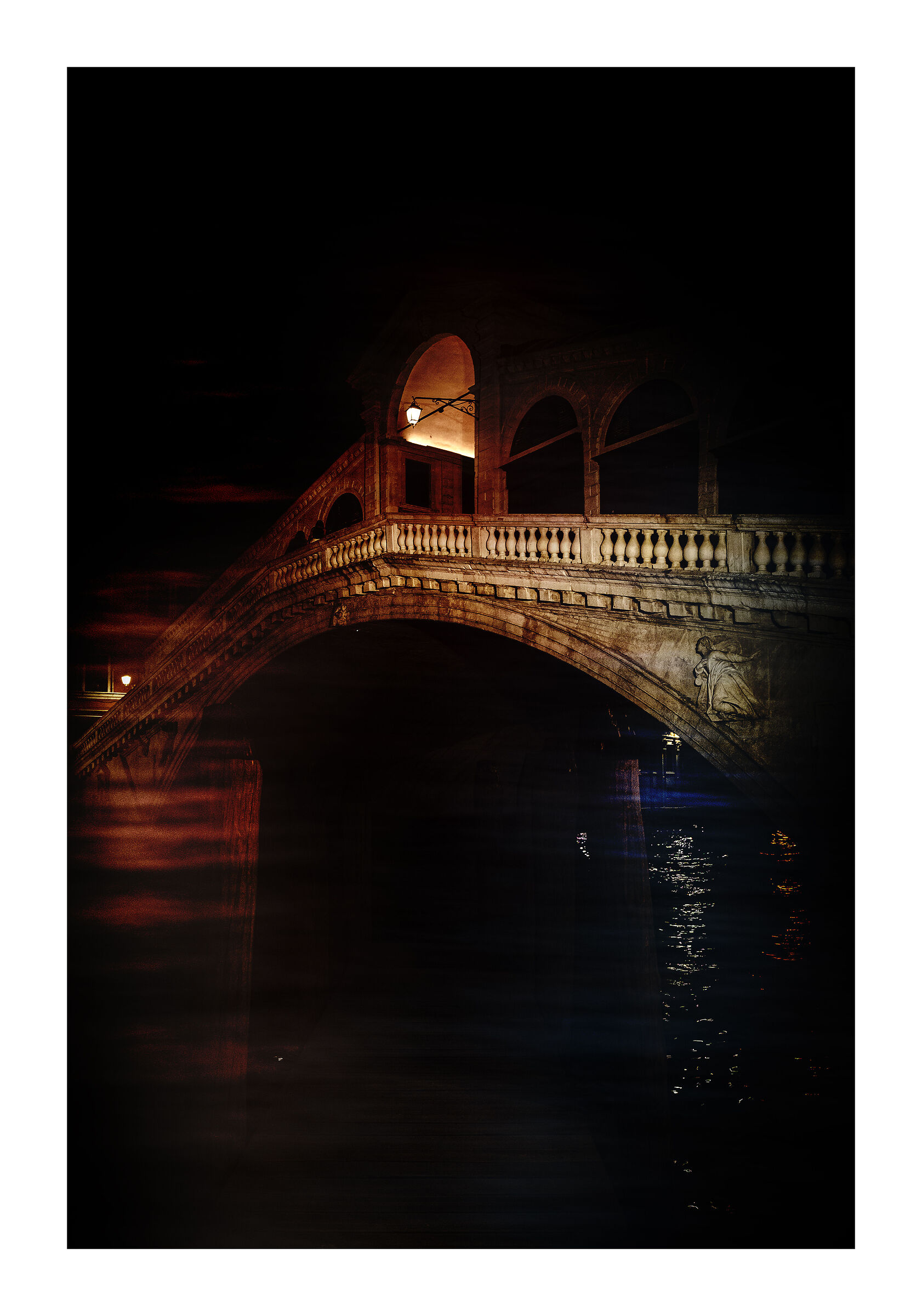 Venice... the Rialto Bridge ... At night...