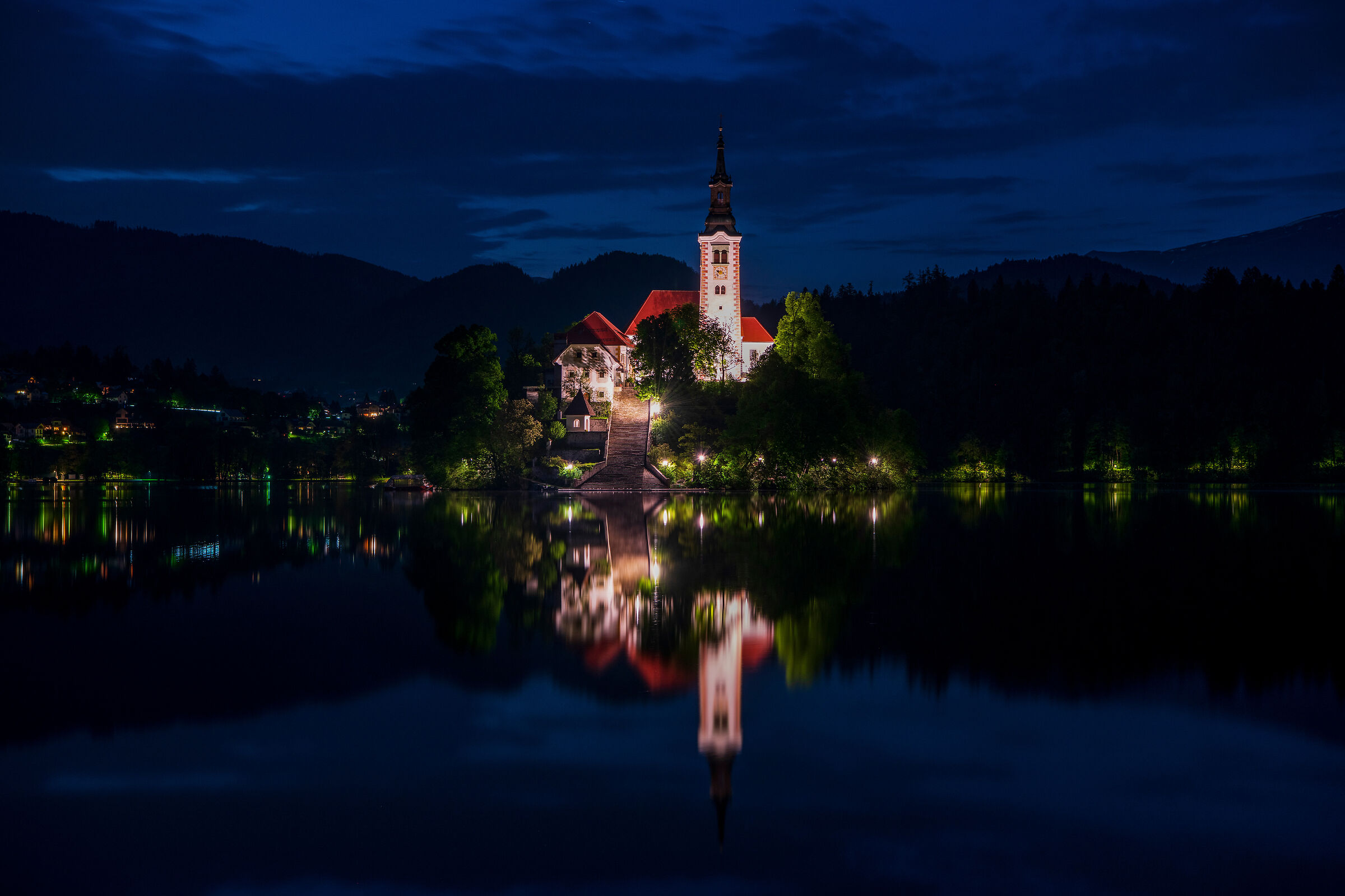 Notte di primavera a Bled...
