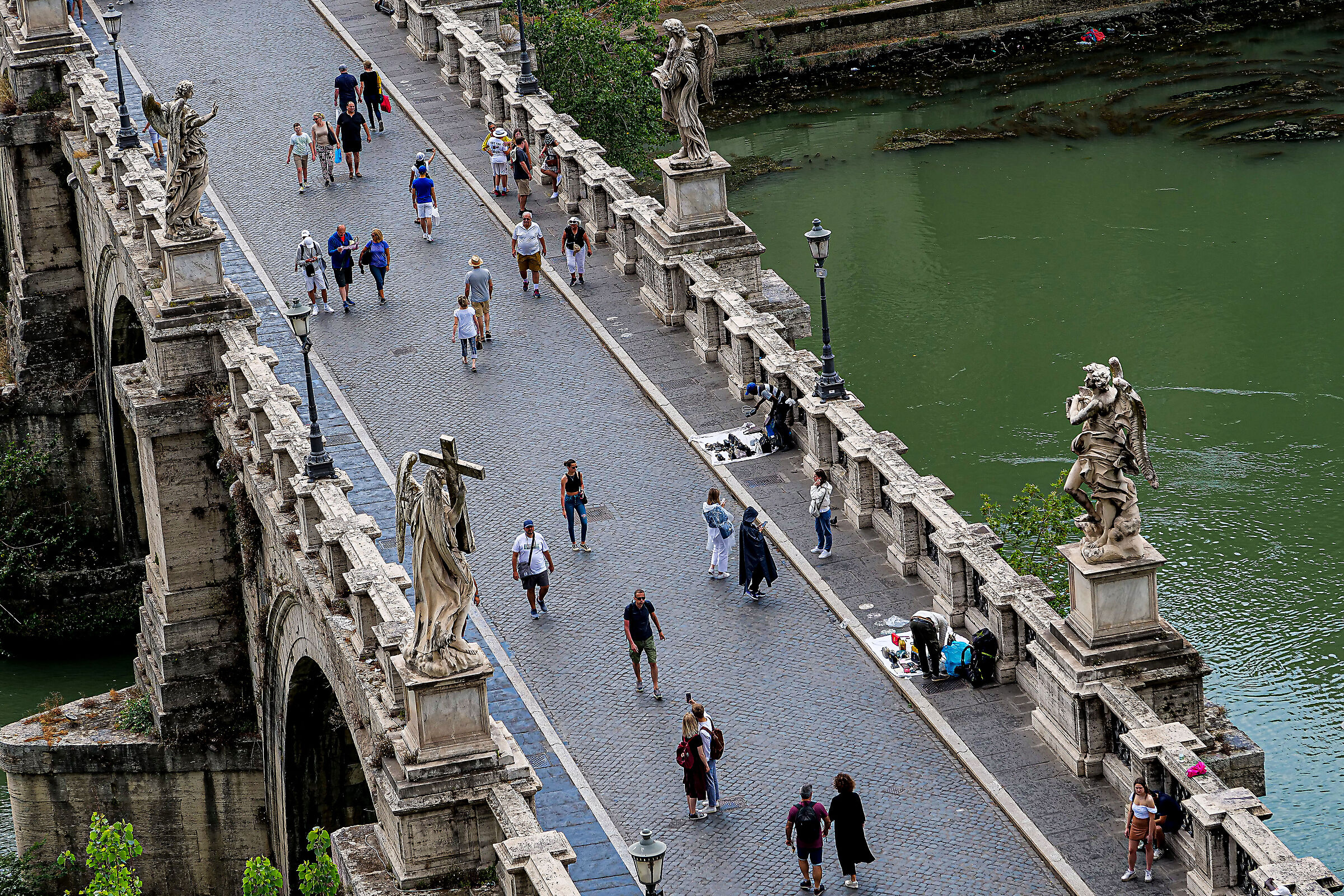 Tourists - Ponte Sant' Angelo...