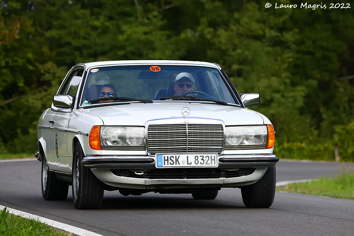 Mercedes 123C - 1987...