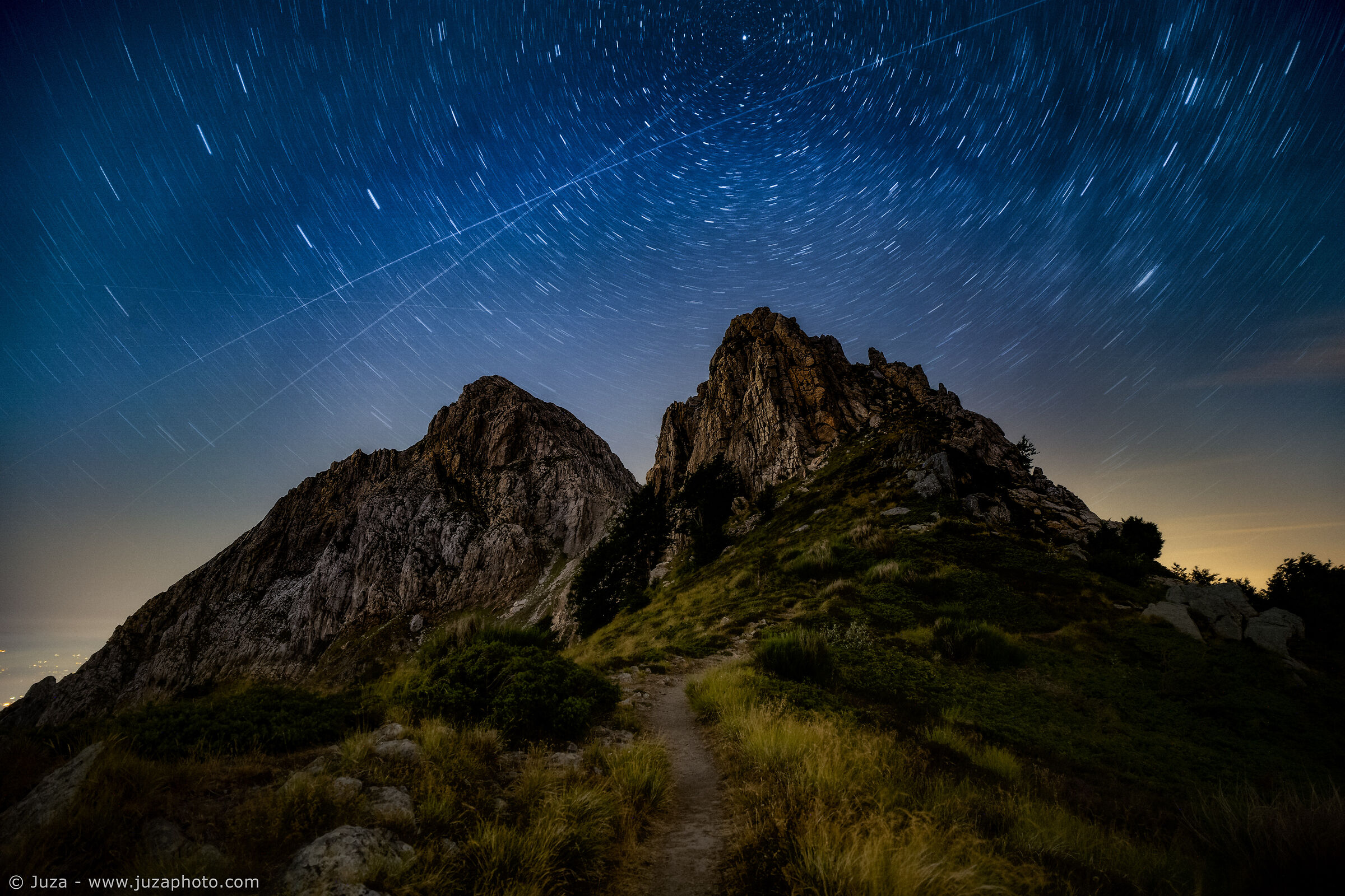 Startrails and satellites from Passo di Giovo...