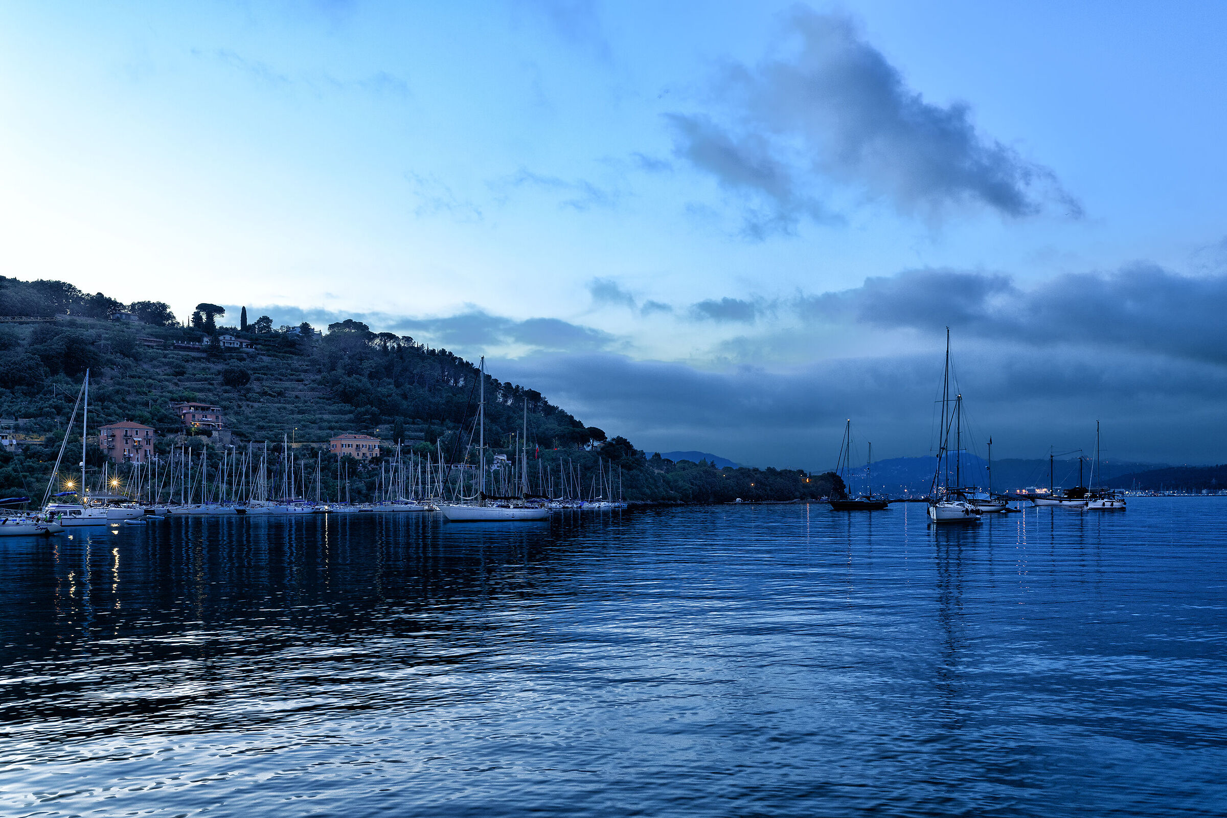 Blue hour from the marina of Grazie (SP)...