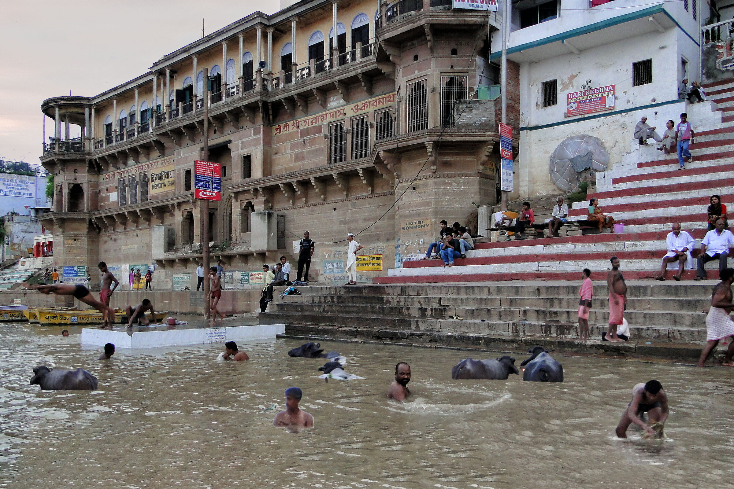 Il bagno nel Gange_3...