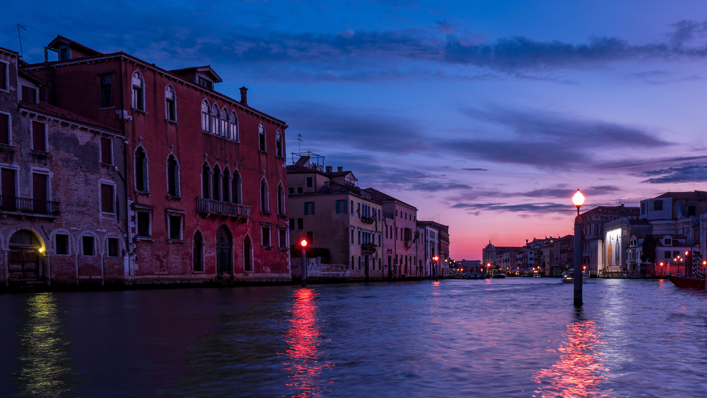 Venezia blue hour...