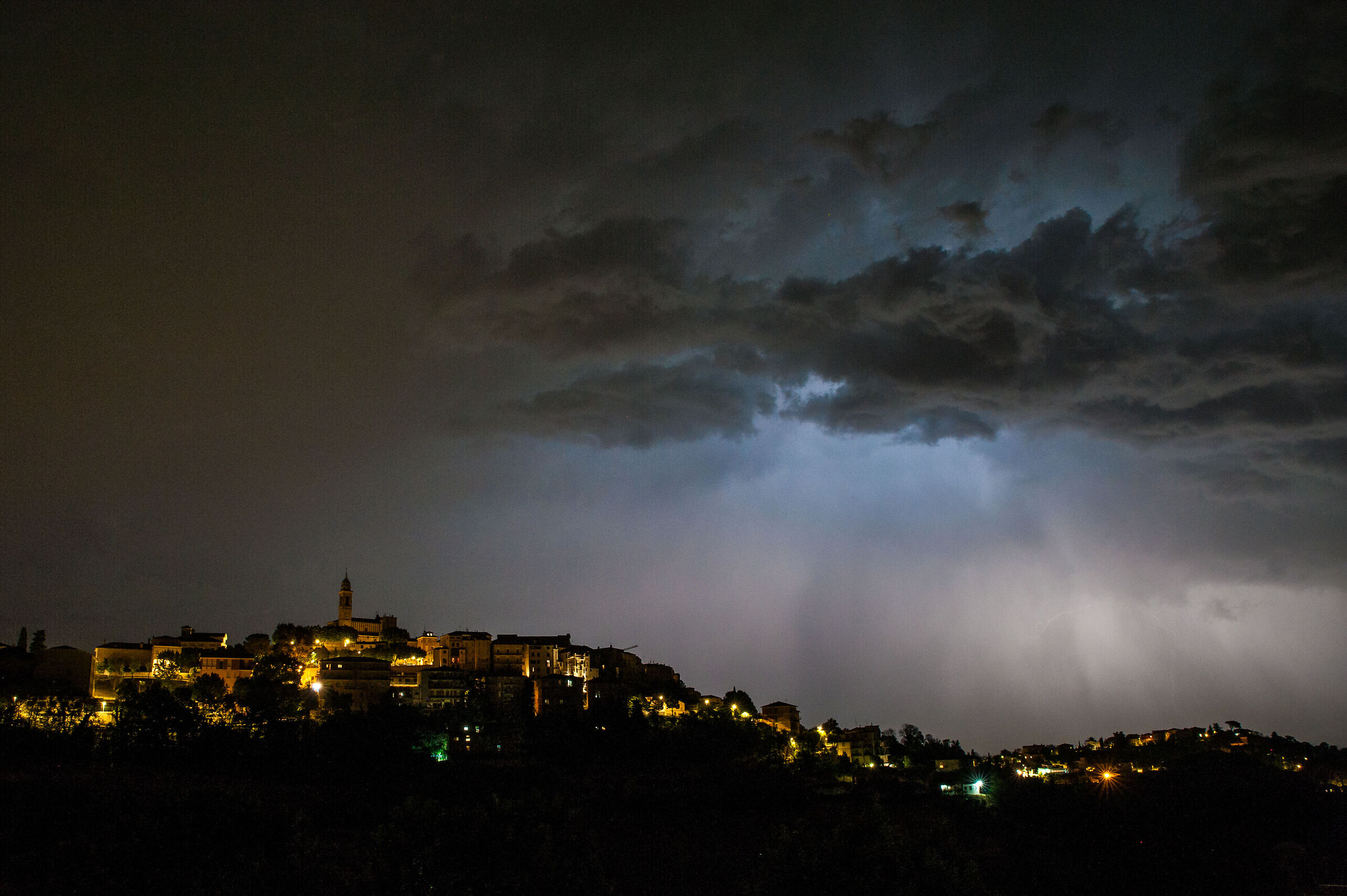 Thunderstorm in Mogliano ...