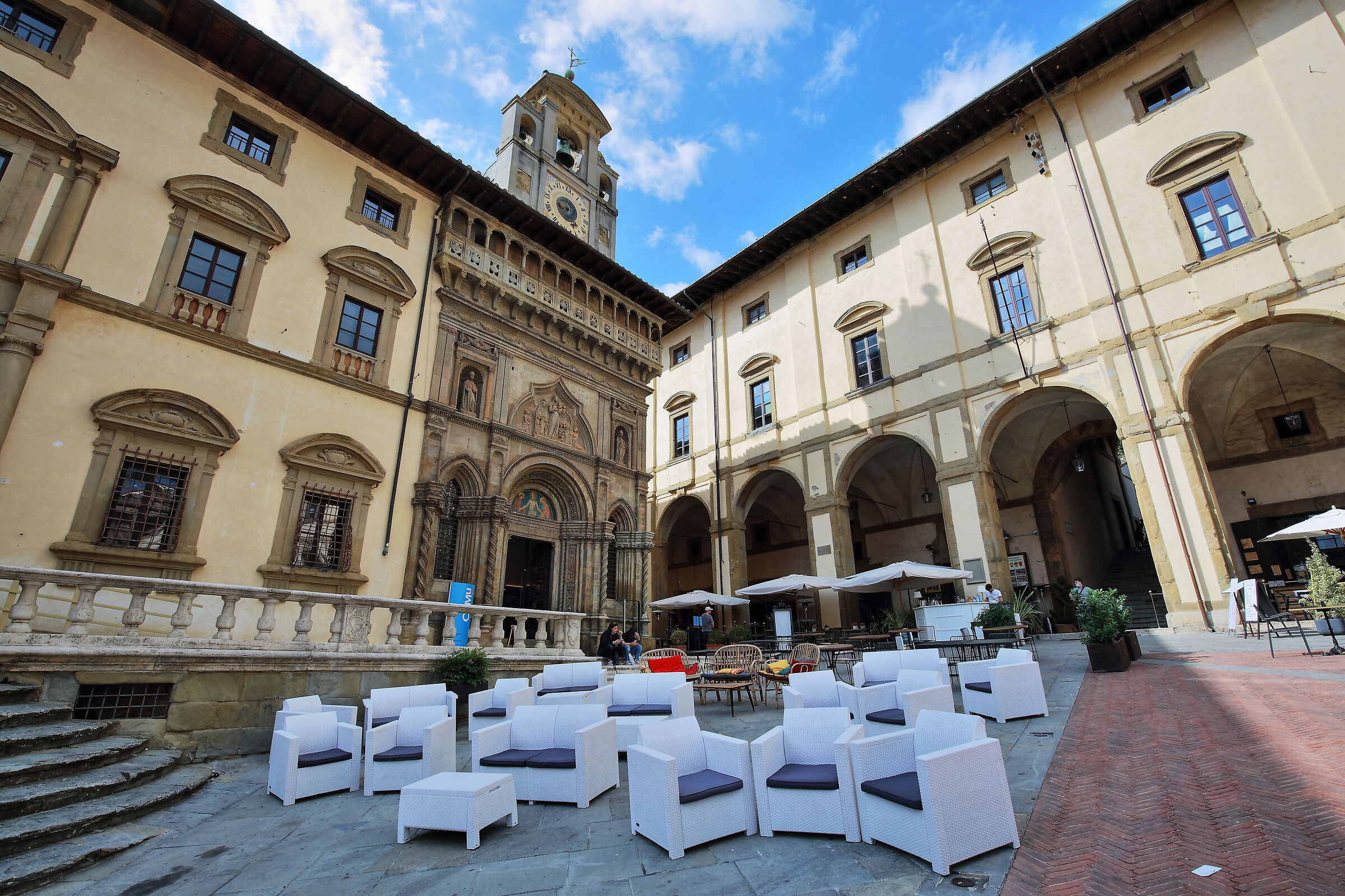 The living room of Arezzo ...