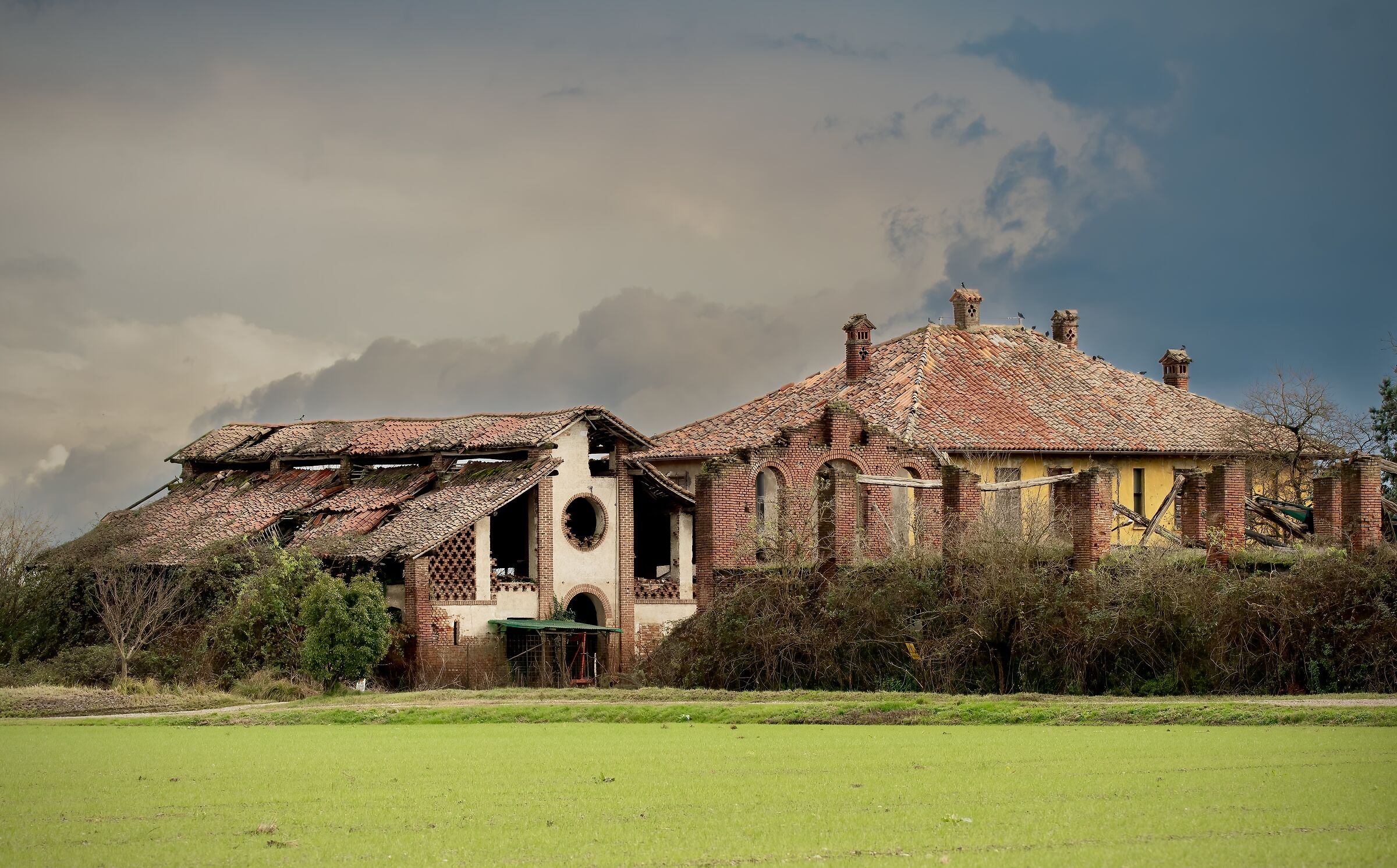 Farmhouses of a time gone!!!...