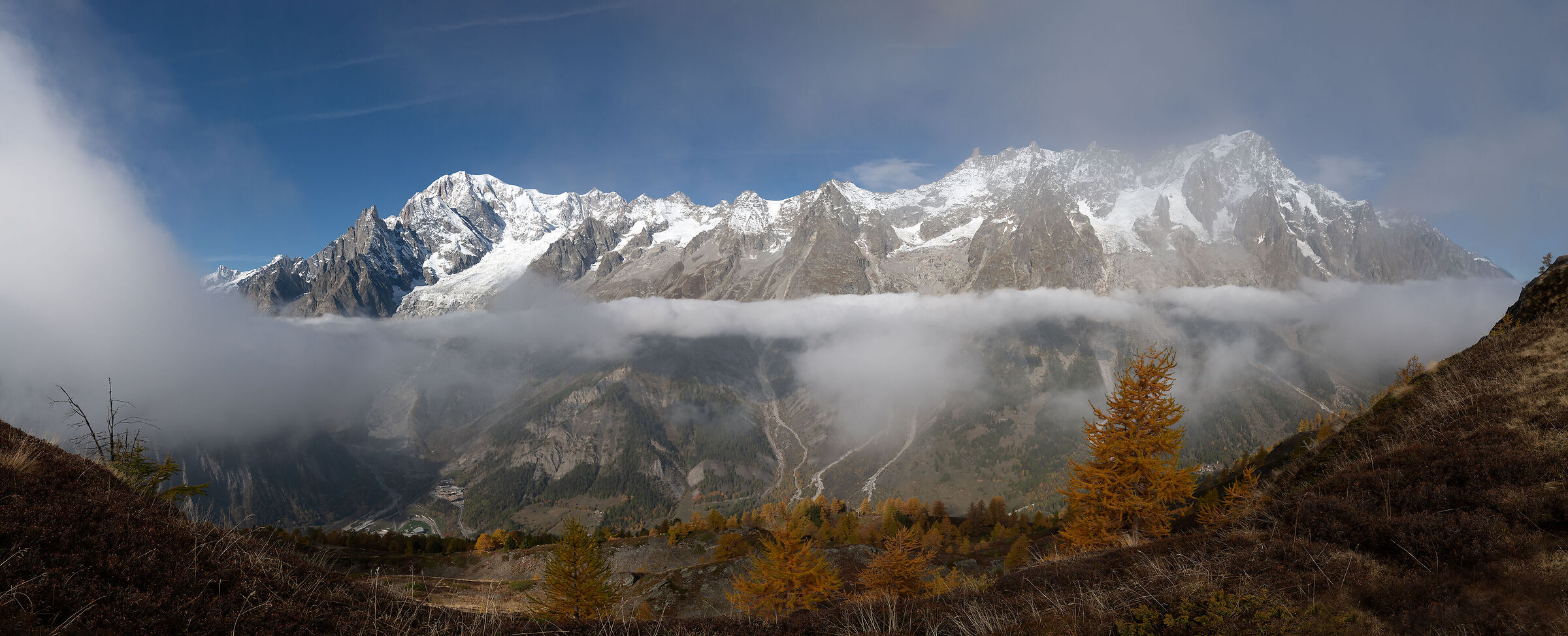 Overview Mont Blanc - Grandes Jorasses...