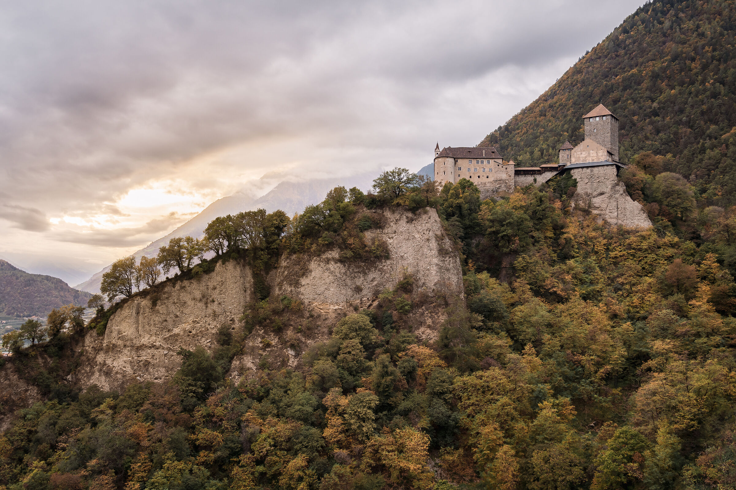 Castel Tirolo in autunno...