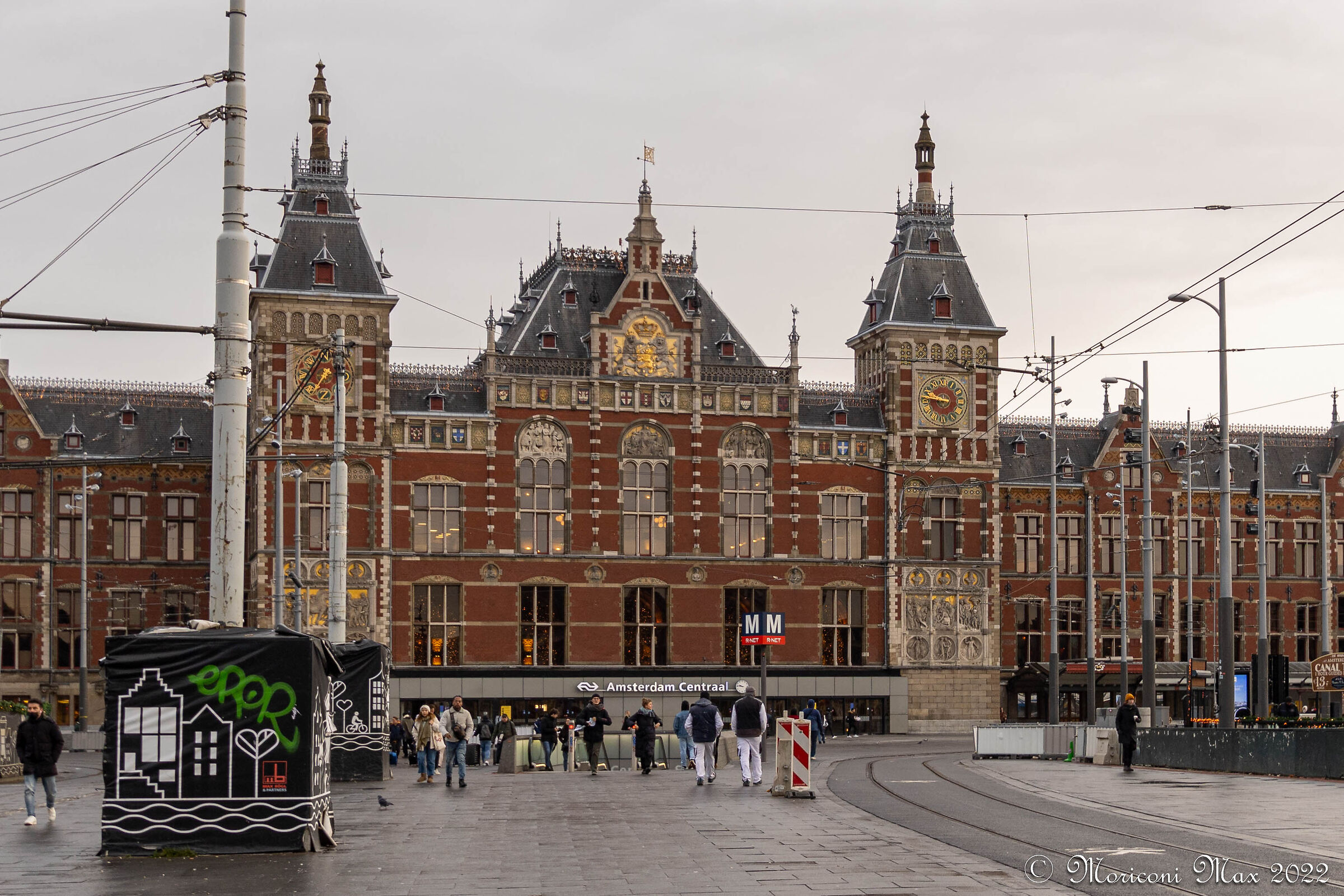 Stazione centrale di Amsterdam...