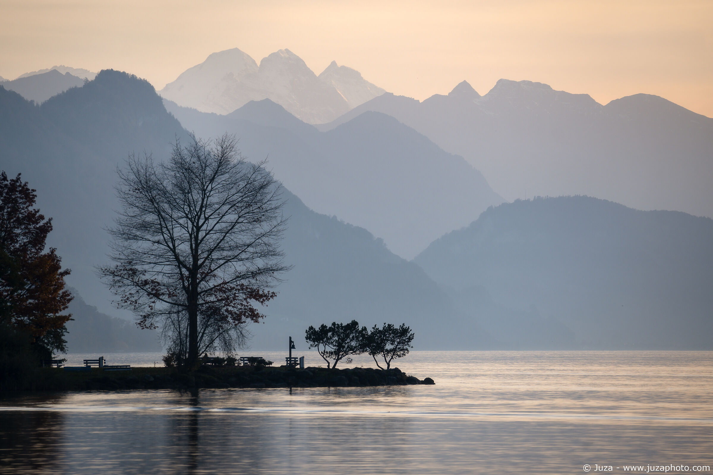 Evening quiet, Lake Lucerne...