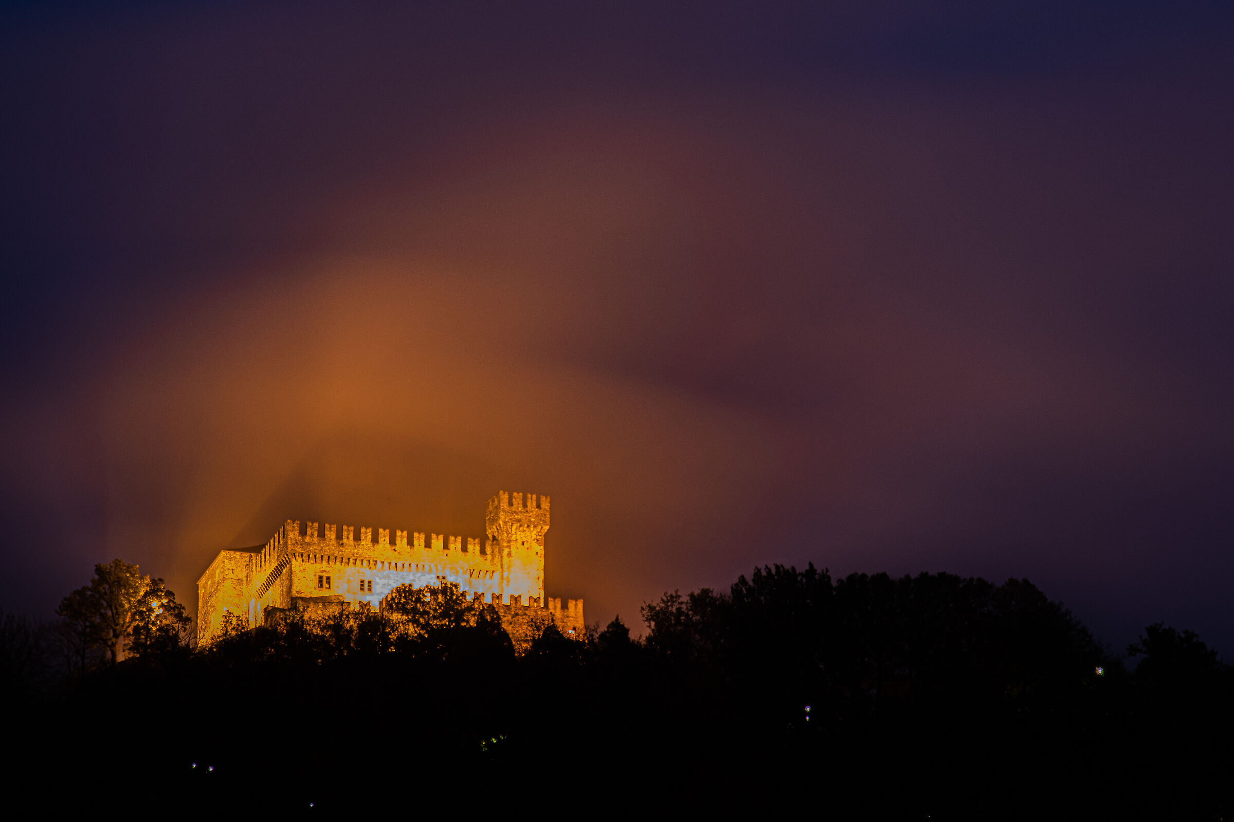 Strange lights at the castle ...