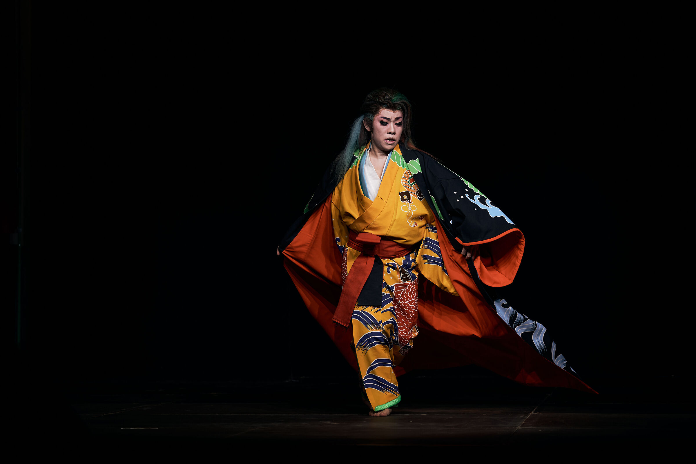 Modern Kabuki Show 19...