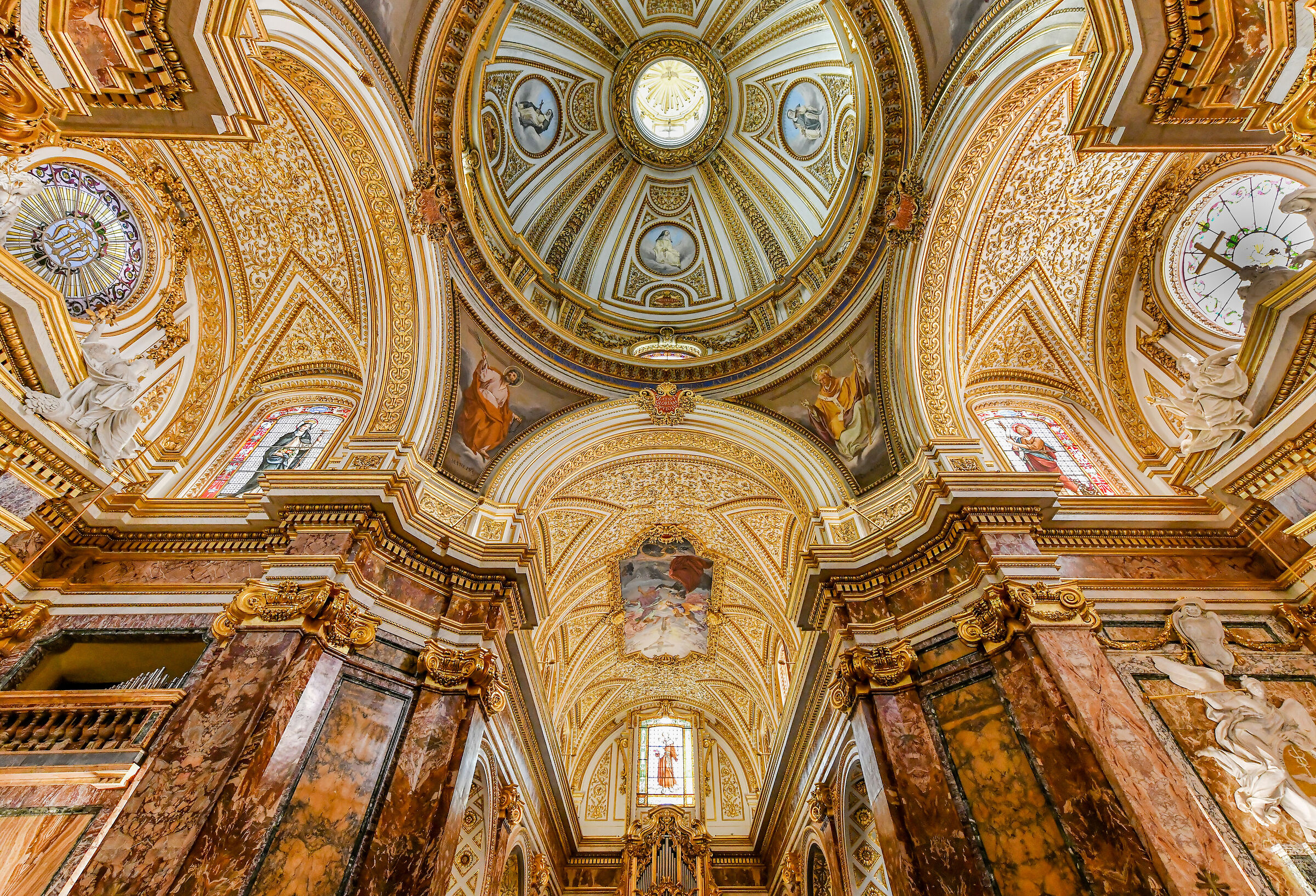 Roma-Chiesa  S.Antonio dei Portoghesi...