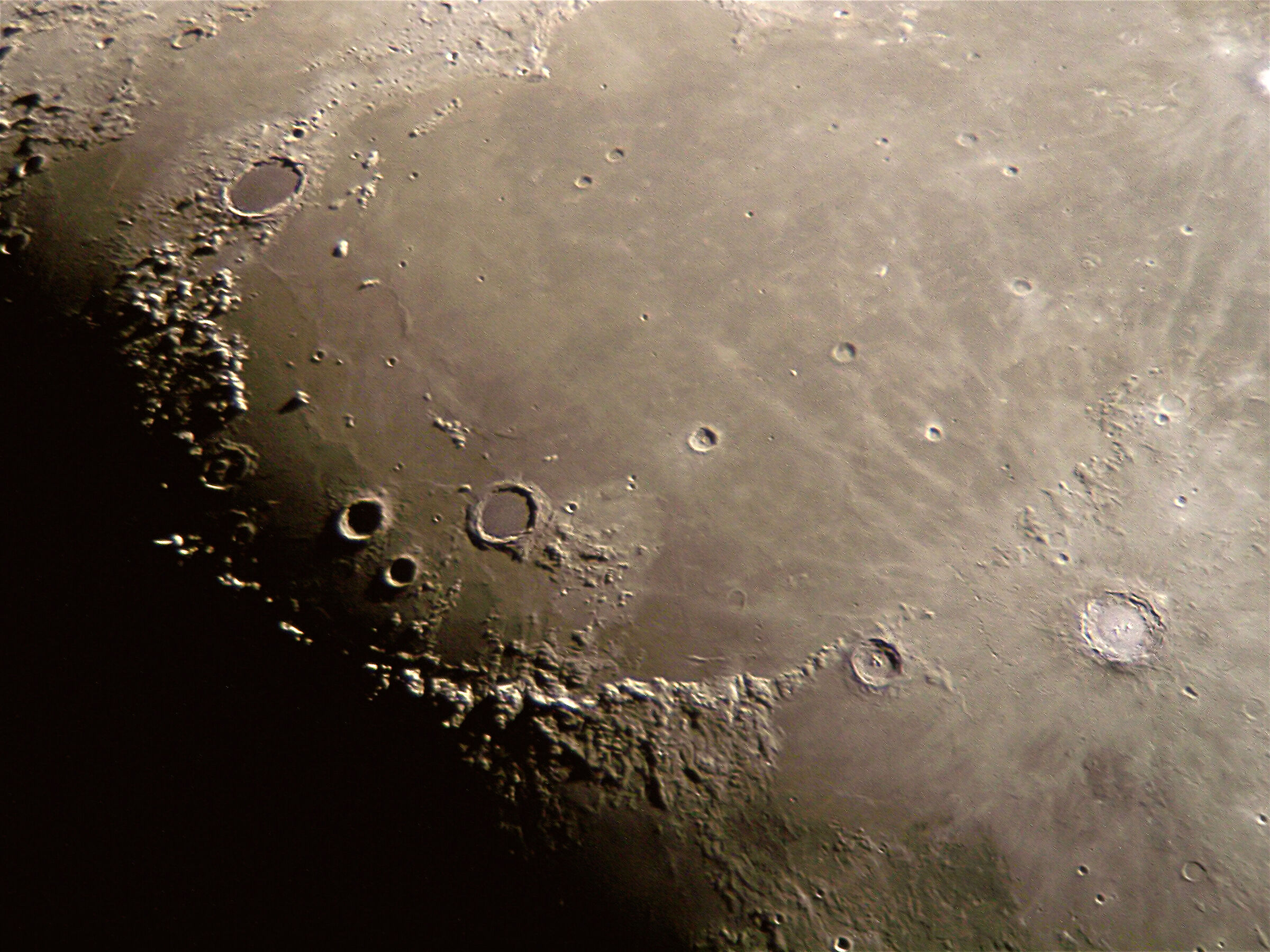 ~~ flying over Mare Imbrium ~~...