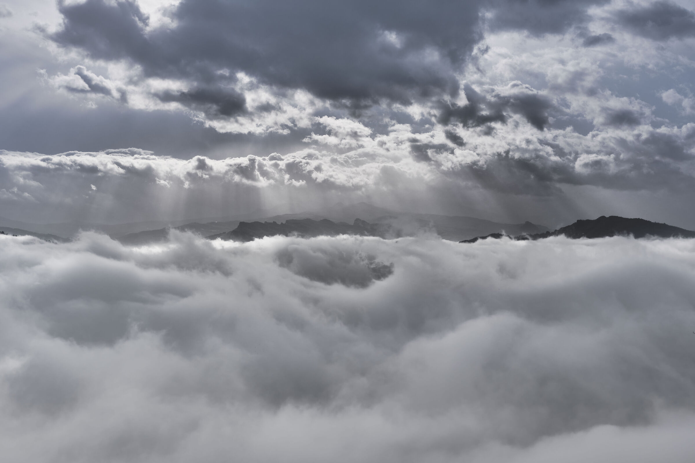 Il Montefeltro tra le nuvole...