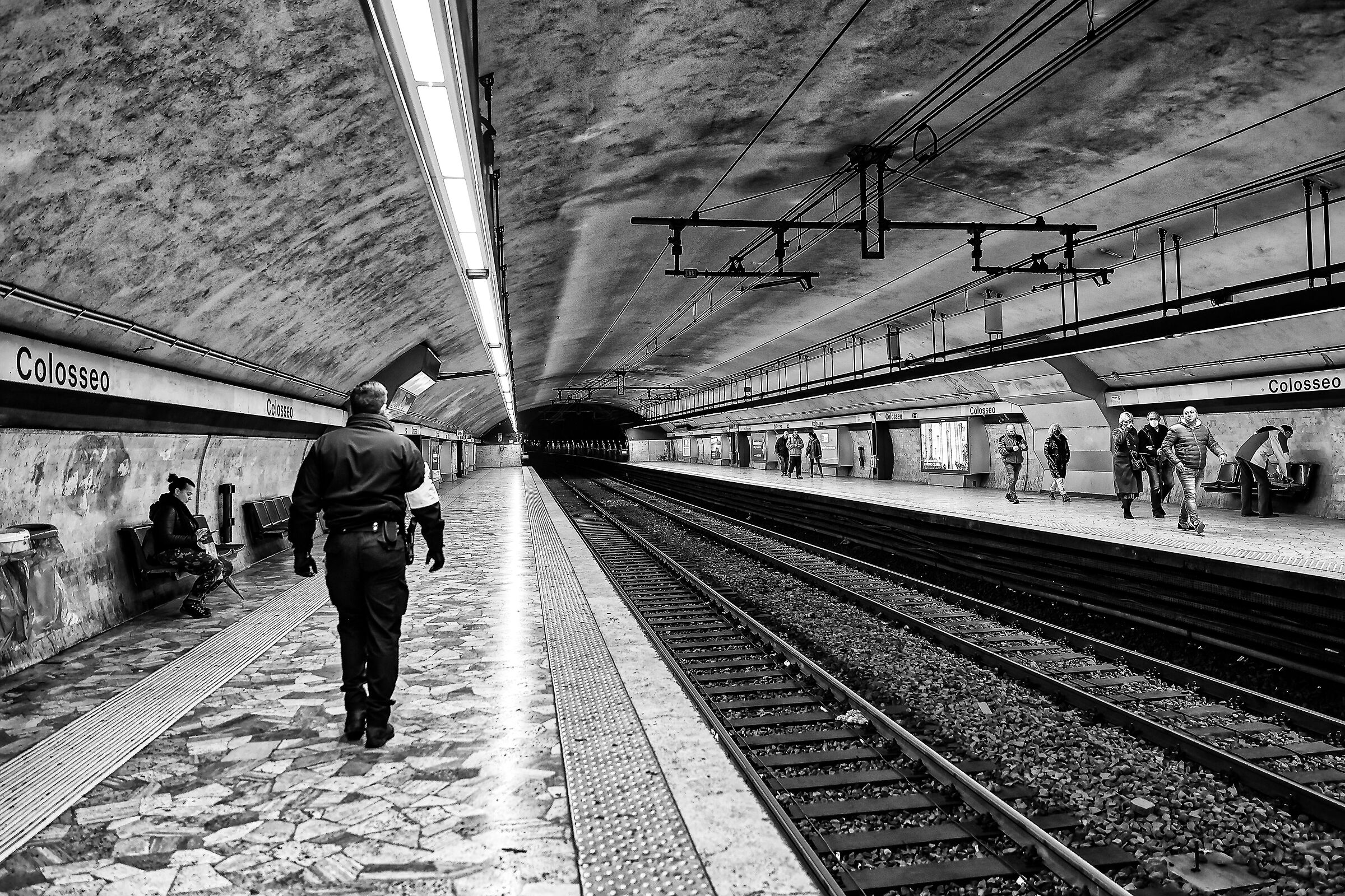 Metro Colosseo...
