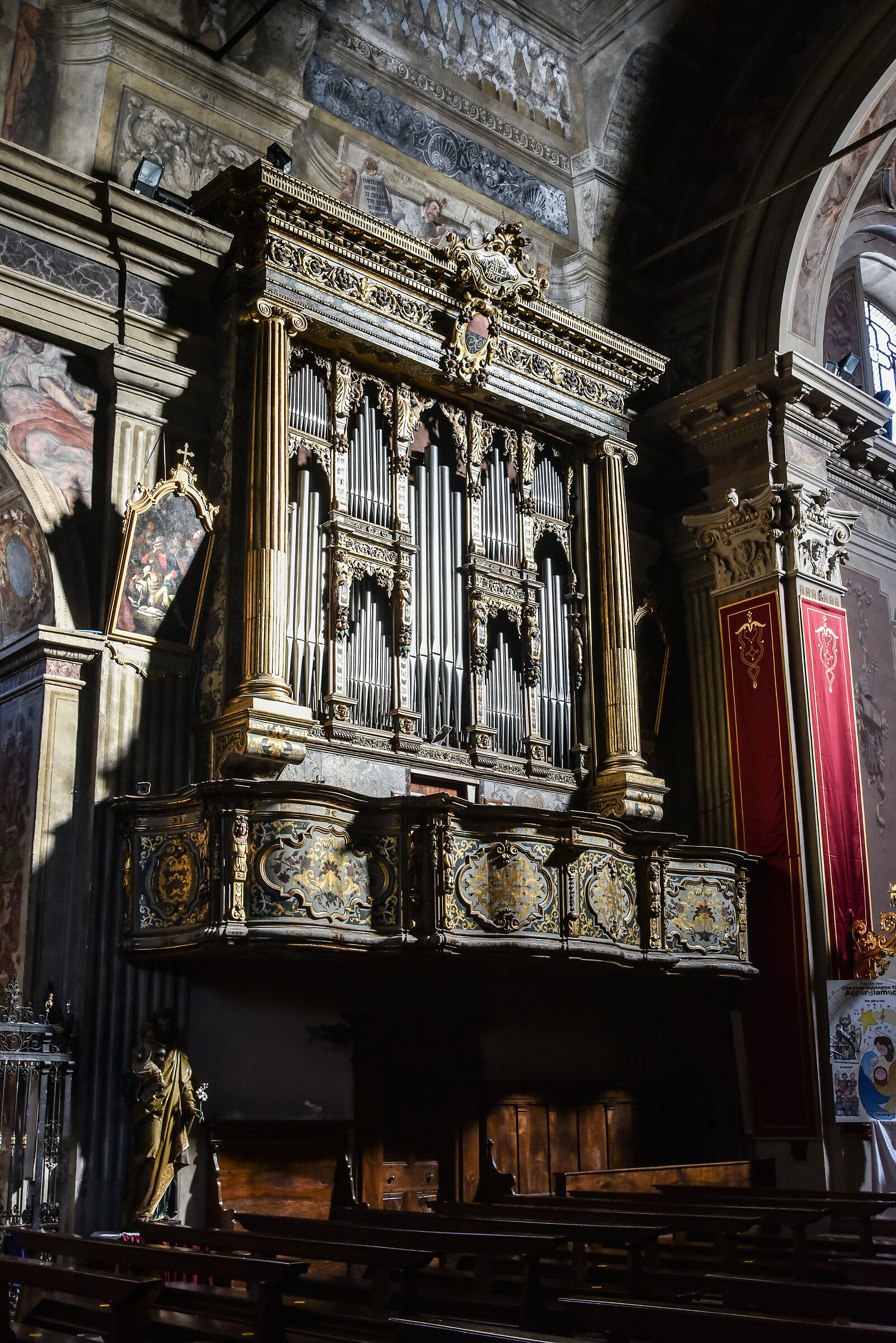 Organo della Cattedrale di Bienno...