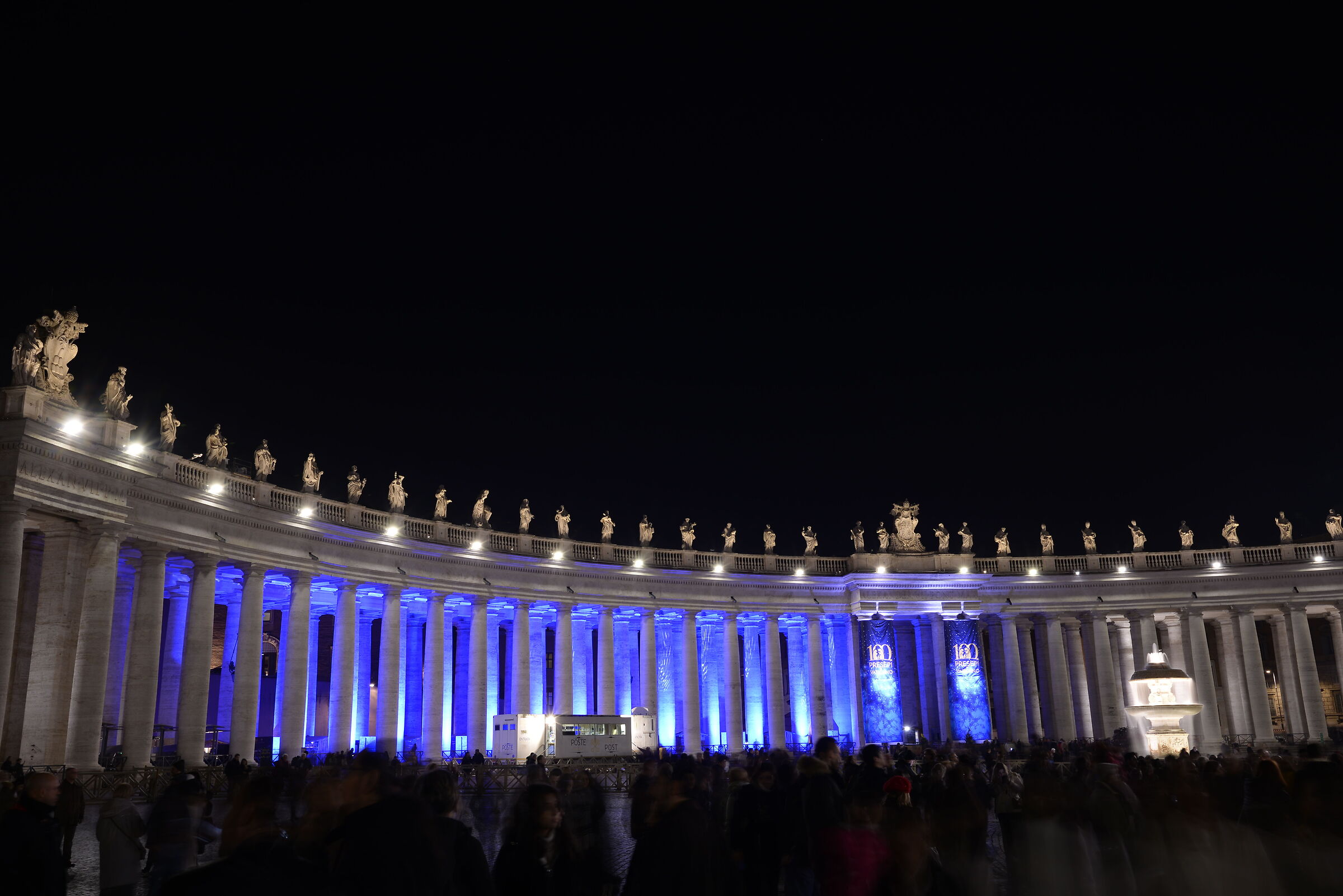 Il colonnato di San Pietro - particolare a 32 mm....