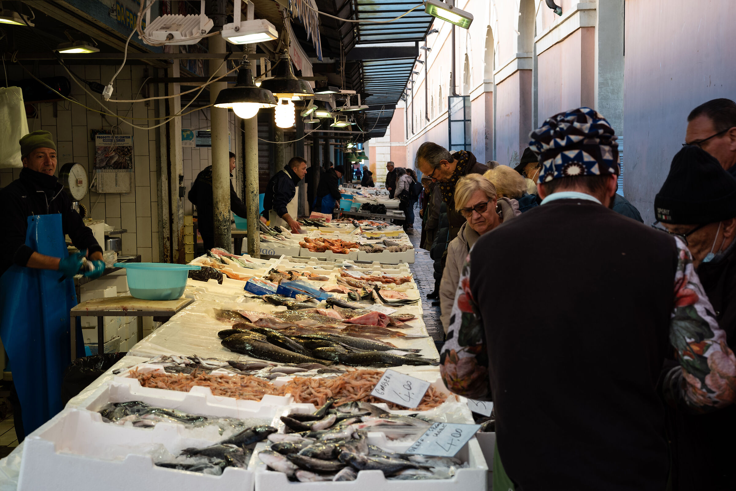 Il mercato del pesce 2...