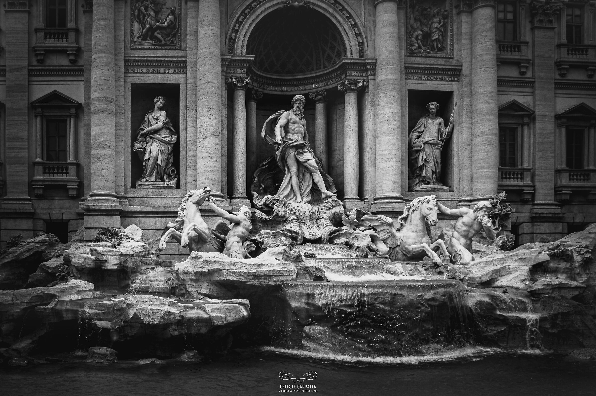 Fontana di Trevi Roma...