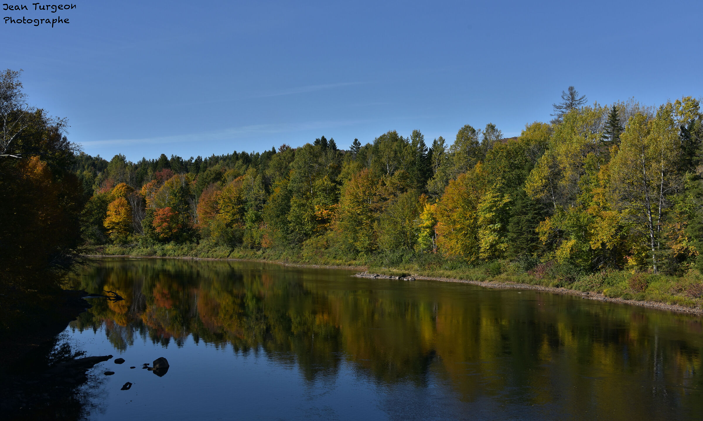 Autumn landscape with the colors before winter - Quebec...