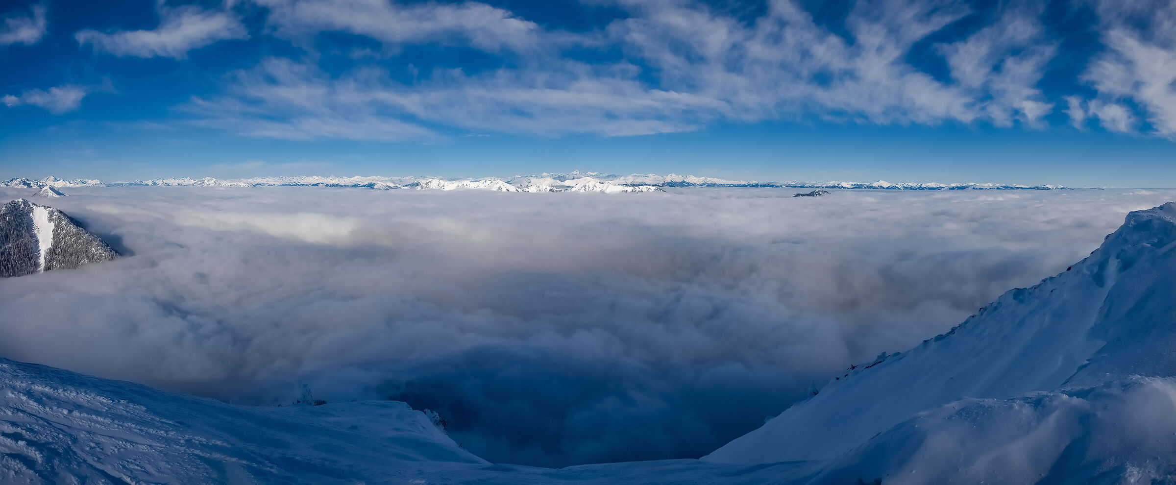 Sea of clouds on the border Alps...