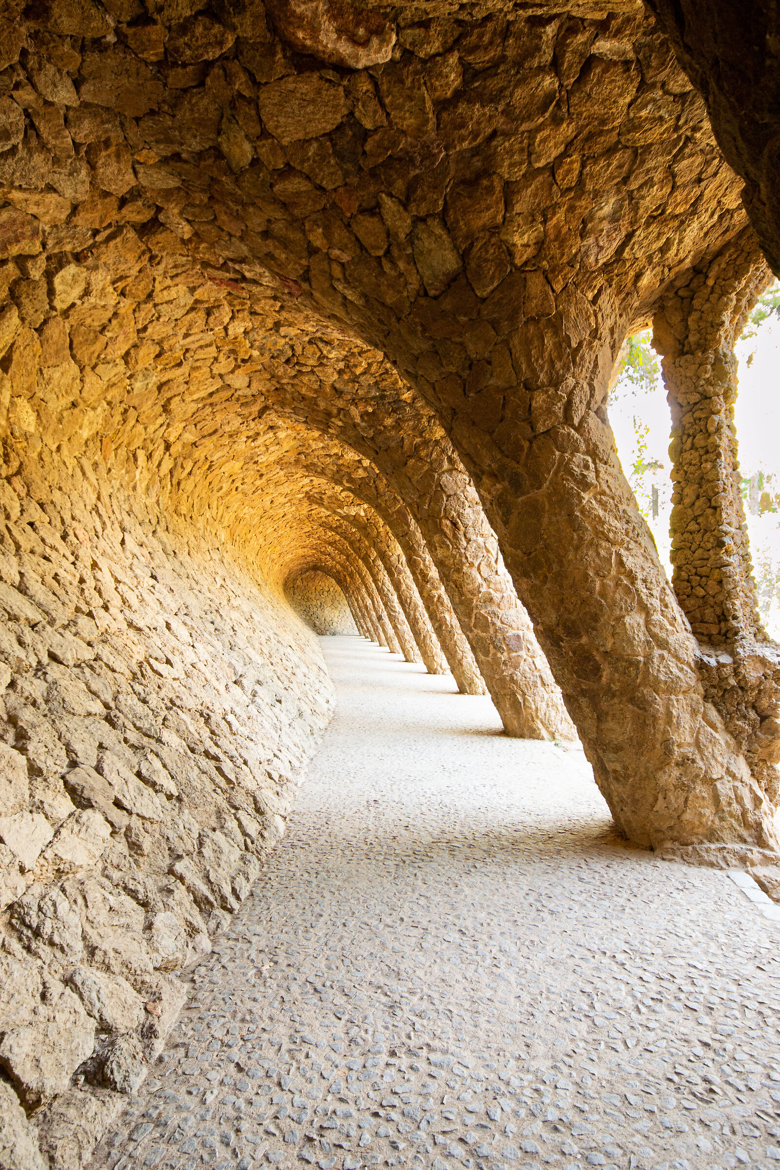 Portico according to Gaudì...