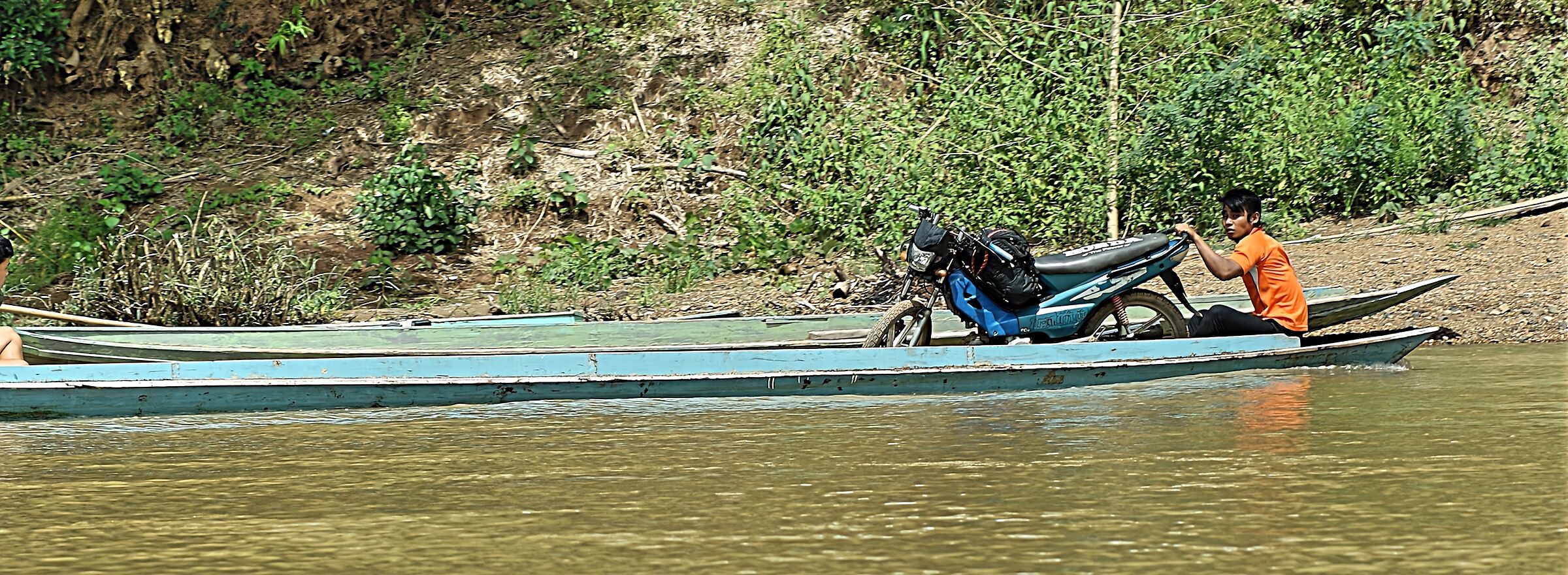 Moto d'acqua sul Mekong...