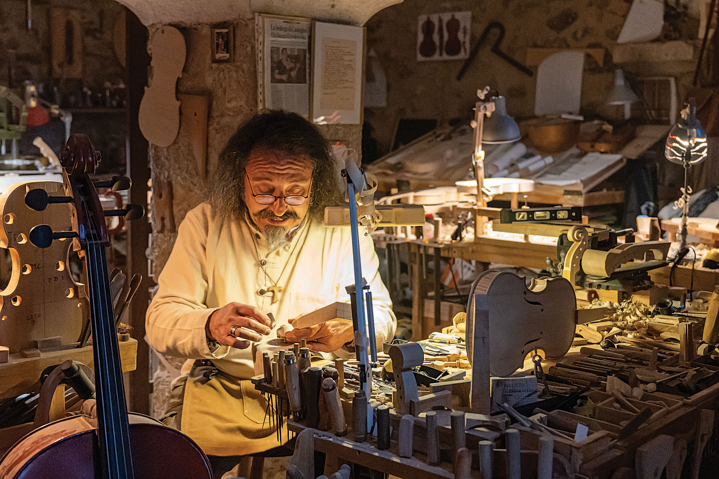 The luthier of Basiano...