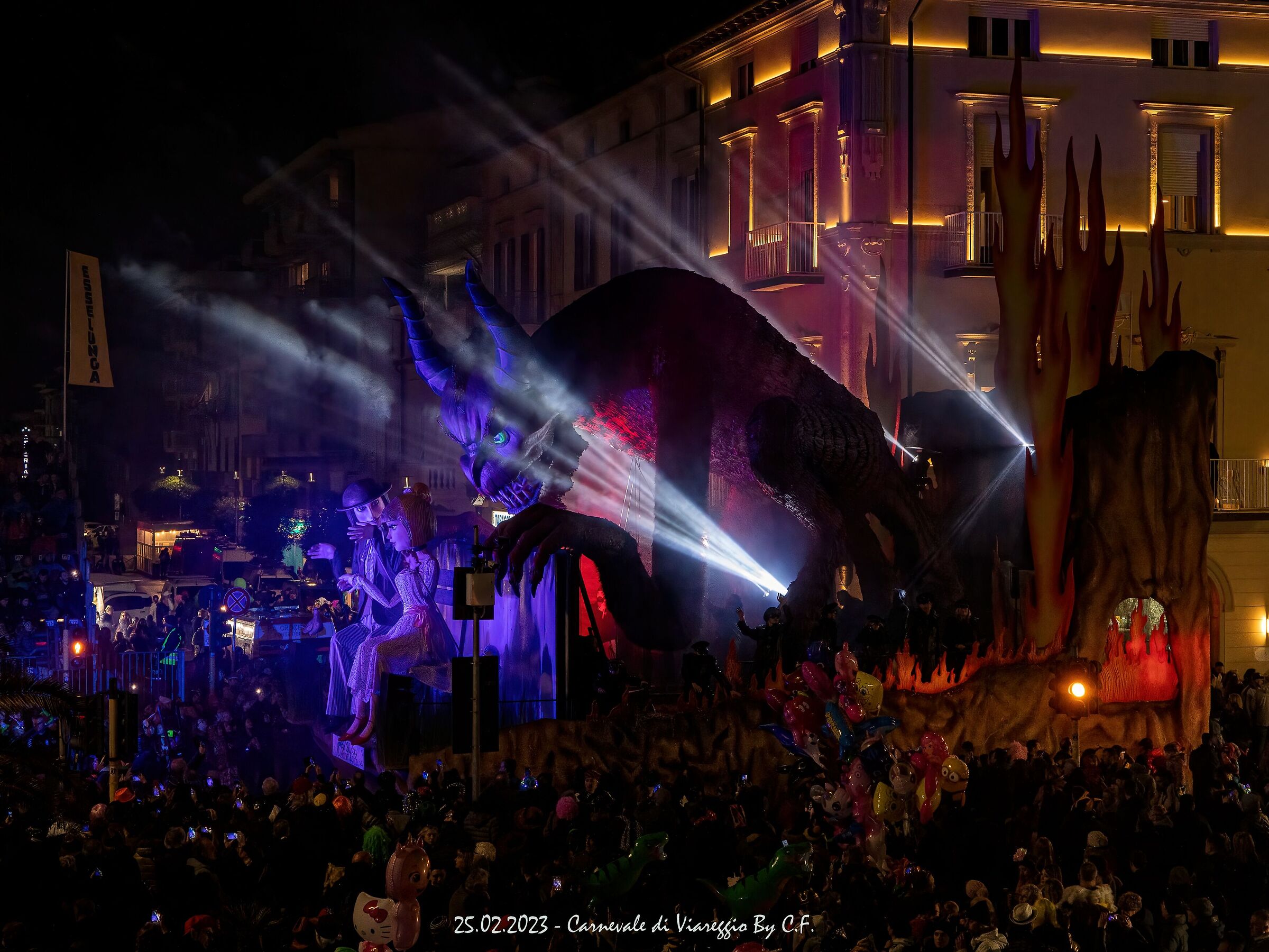 Carnevale di Viareggio 2023...