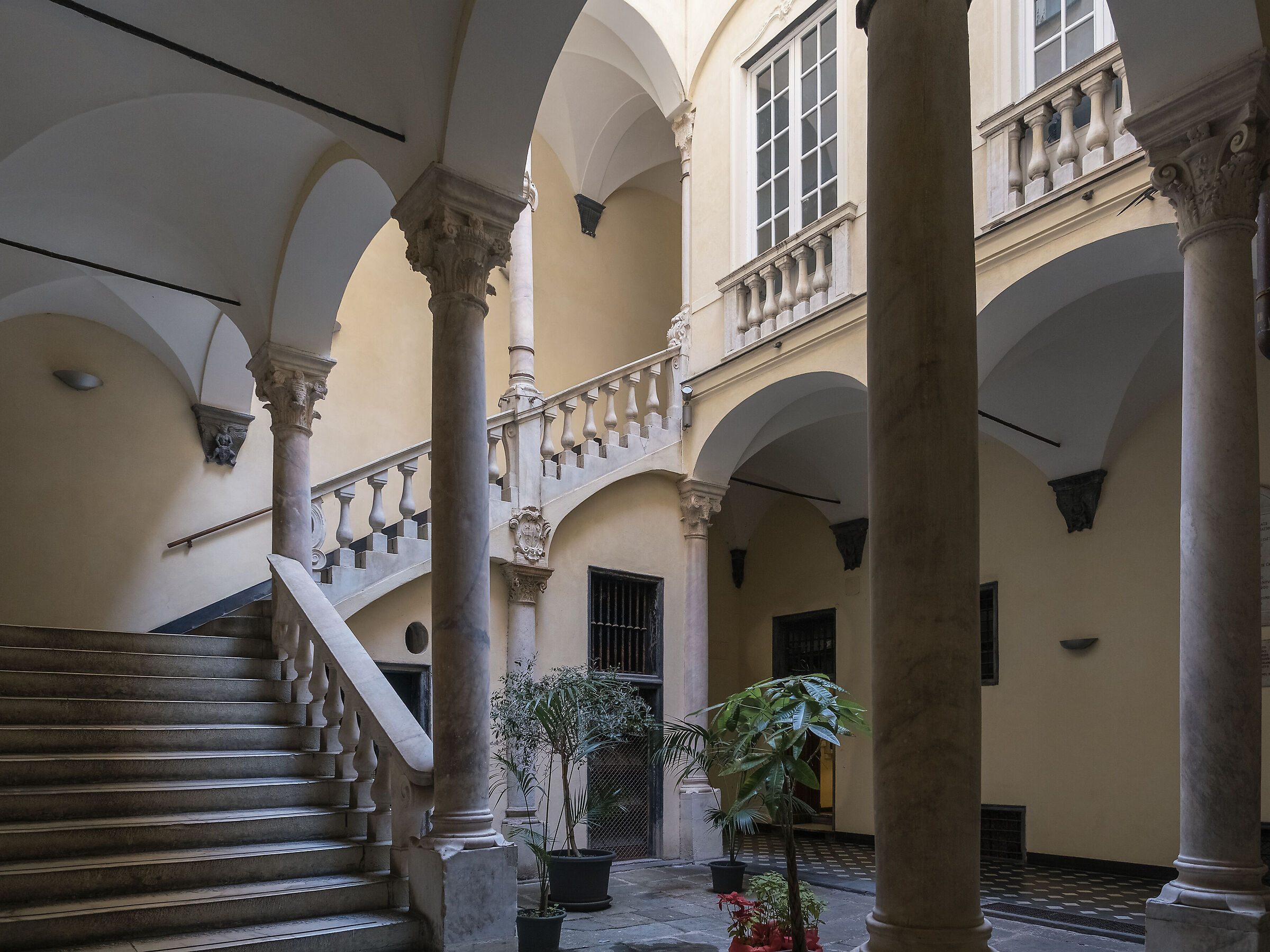 Genoa - Atrium noble palace...