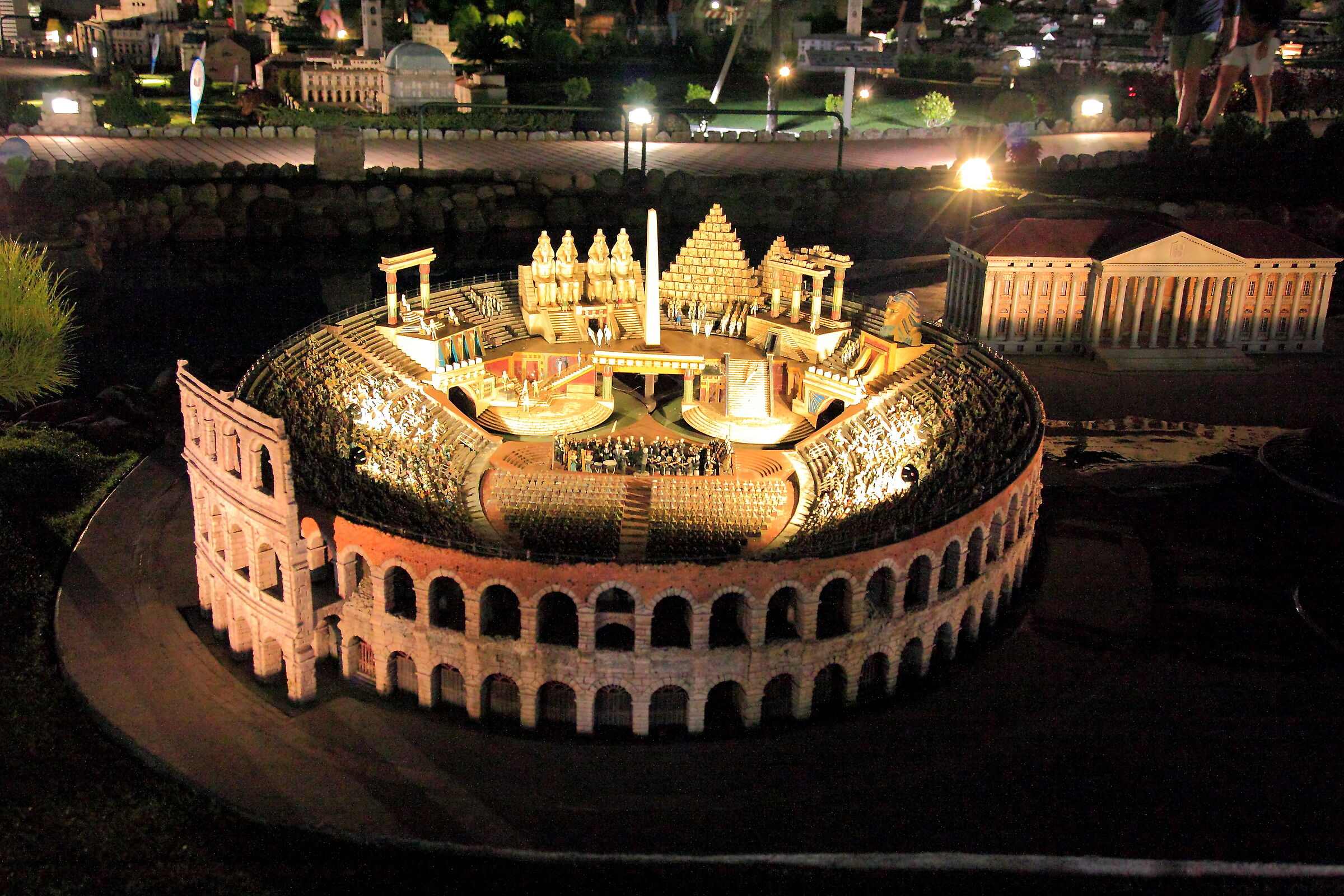 Arena di Verona (Italia in miniatura)...