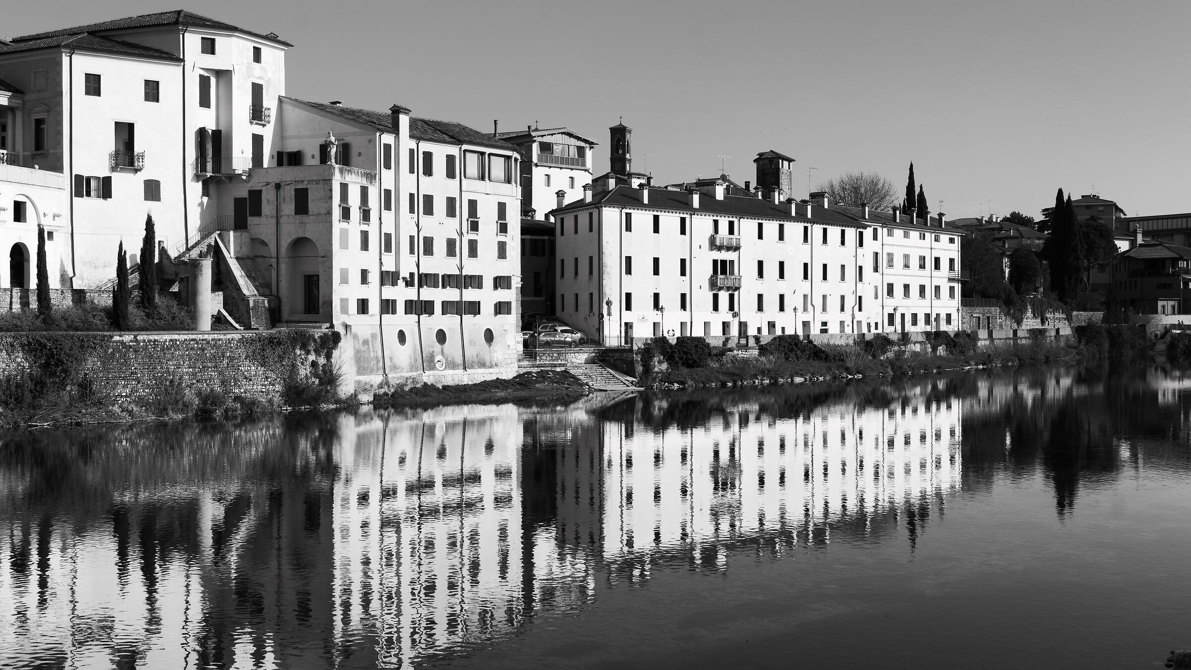 Reflections on the Brenta B&W...