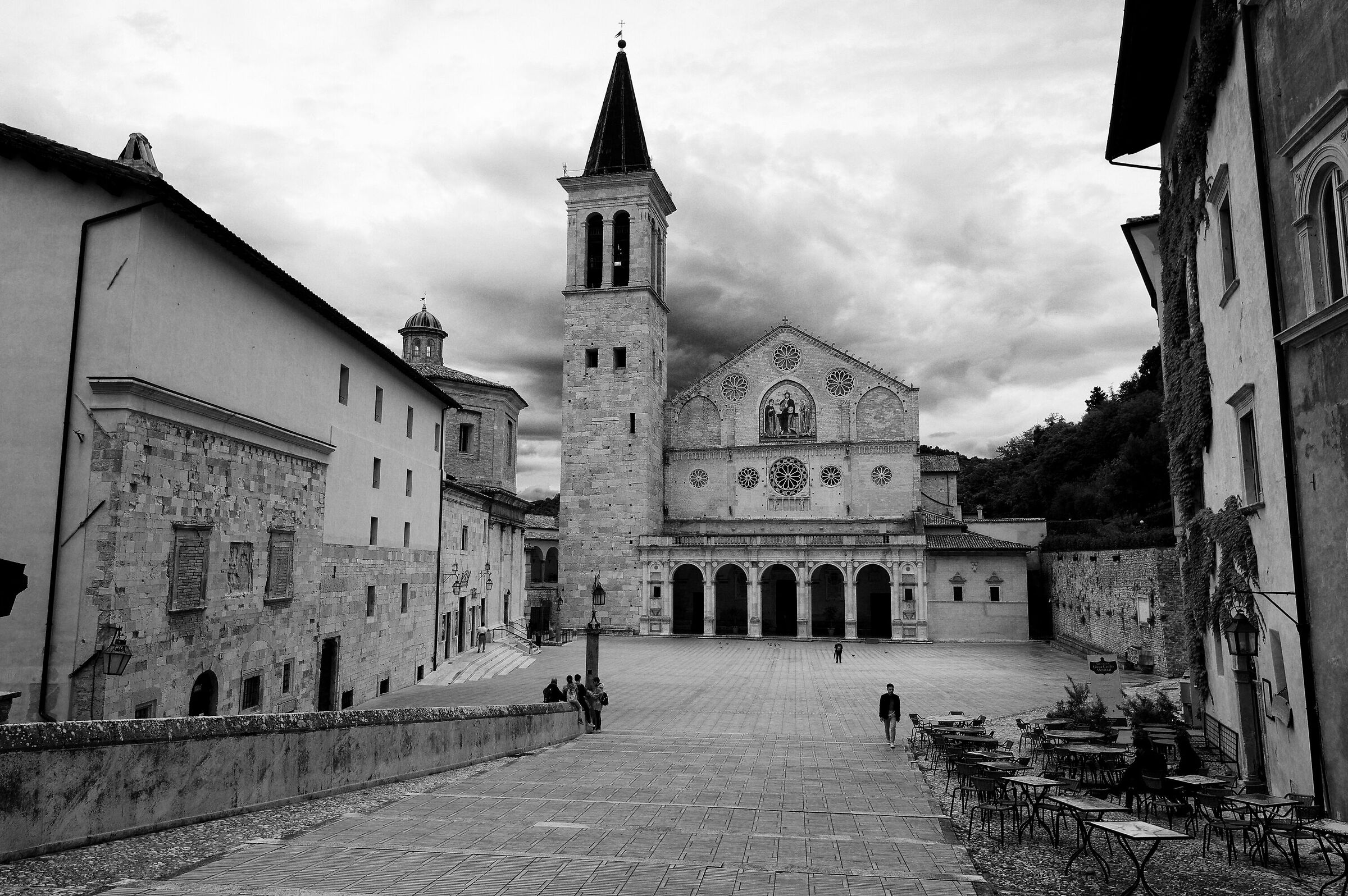 Cathedral Square of Spoleto ...