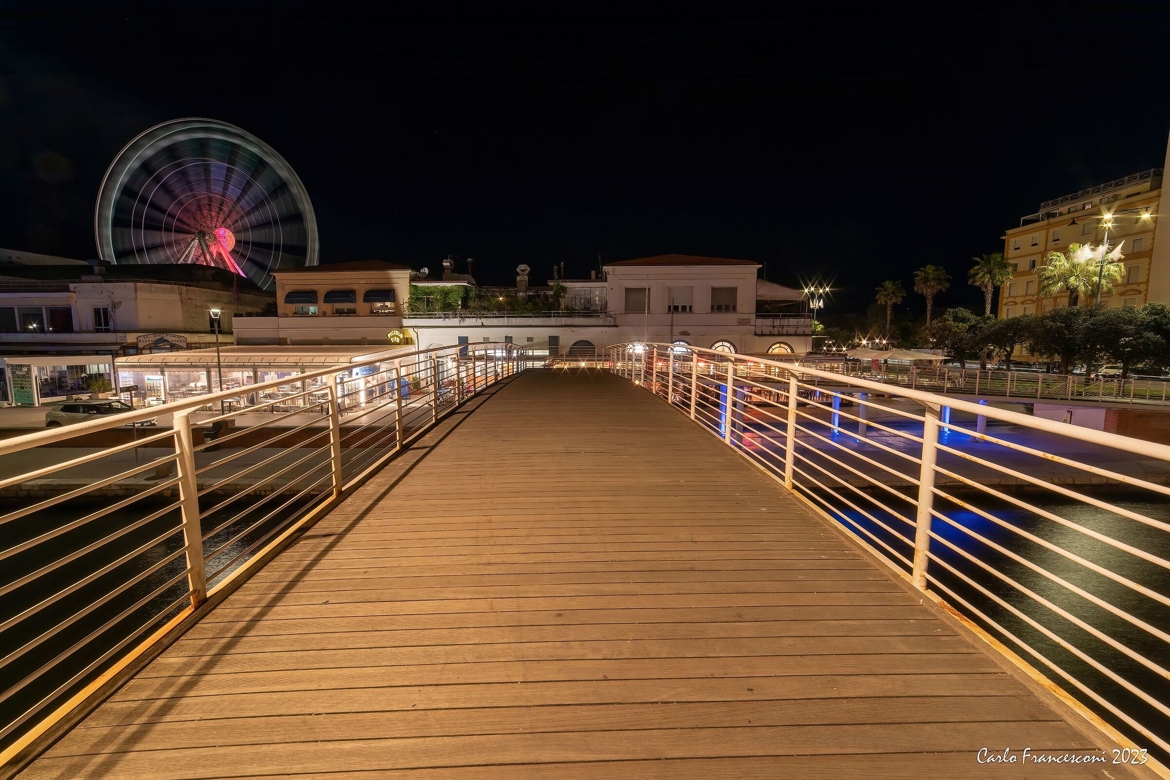 Walkway on the pier of Vireggio...