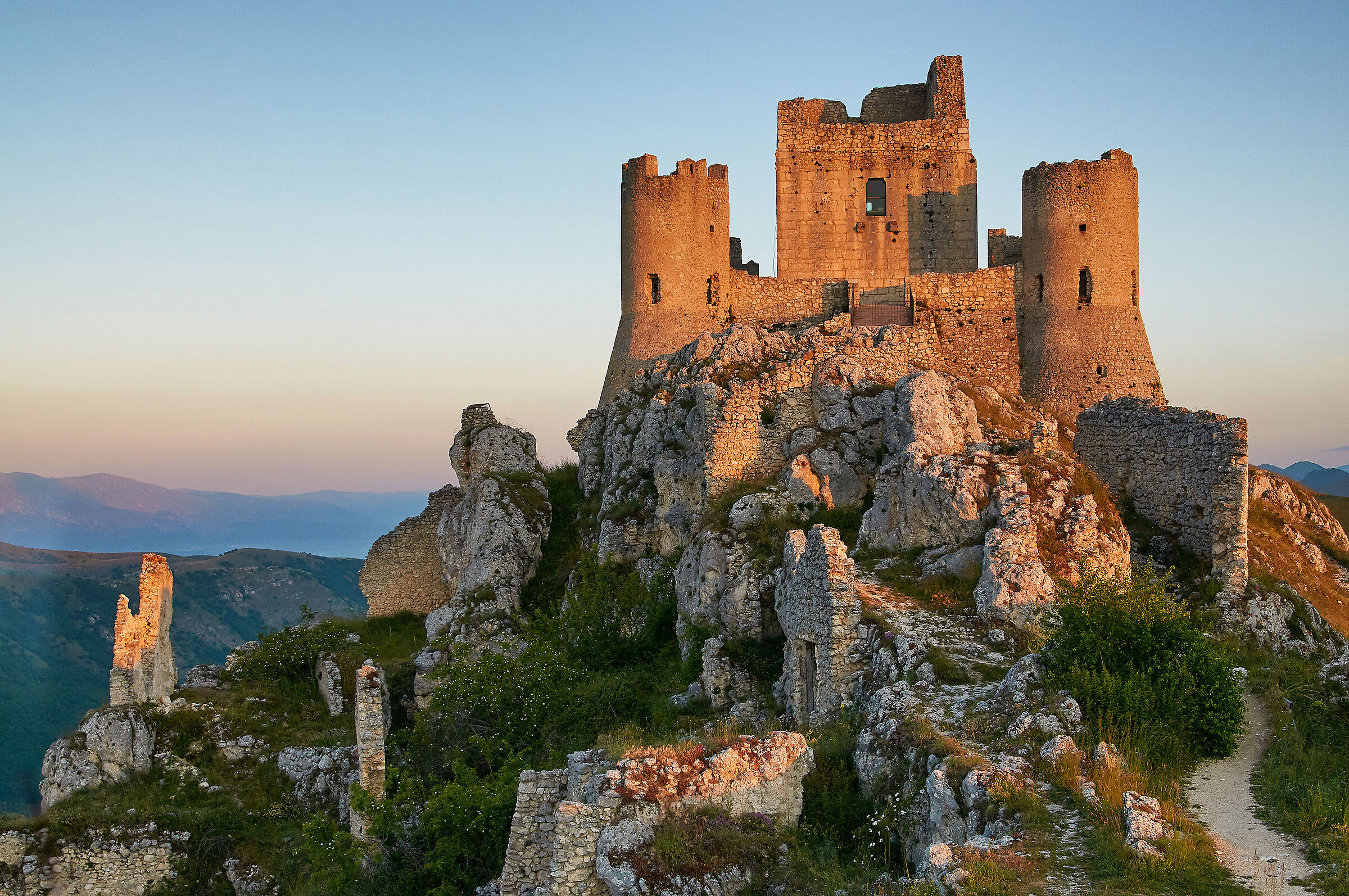 The castle of Rocca Calascio...