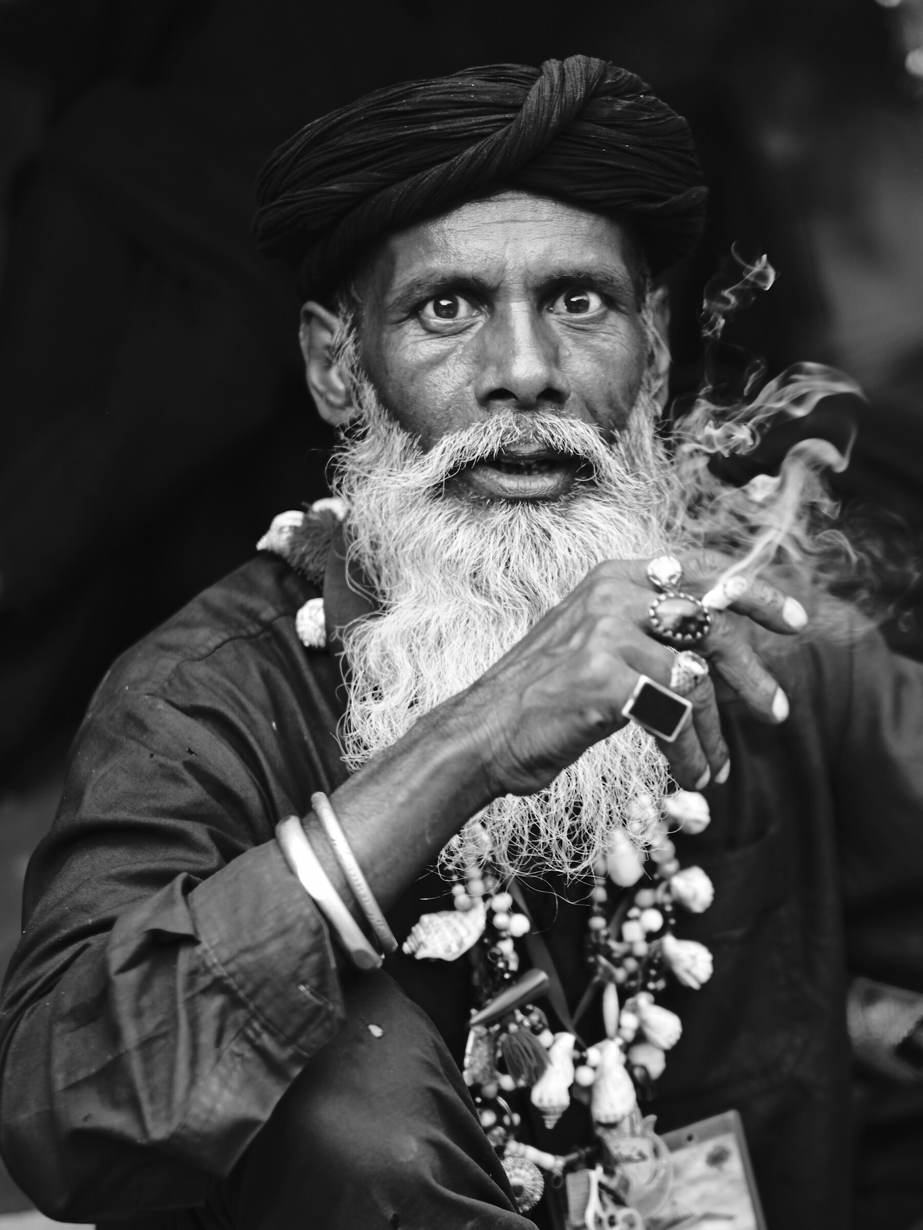Smoking gypsy from Pakistan...
