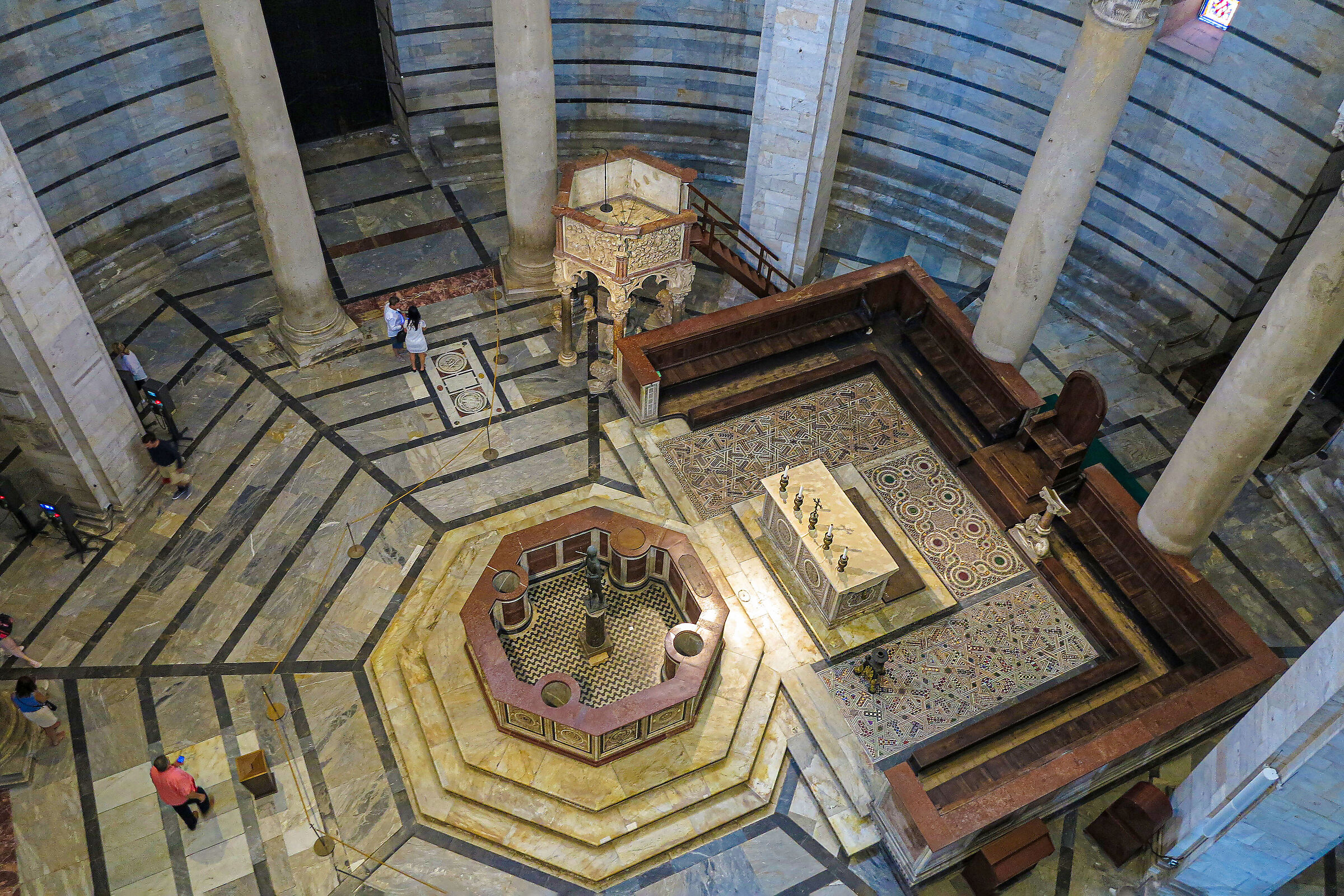 Baptistery of San Giovanni (Pisa)...