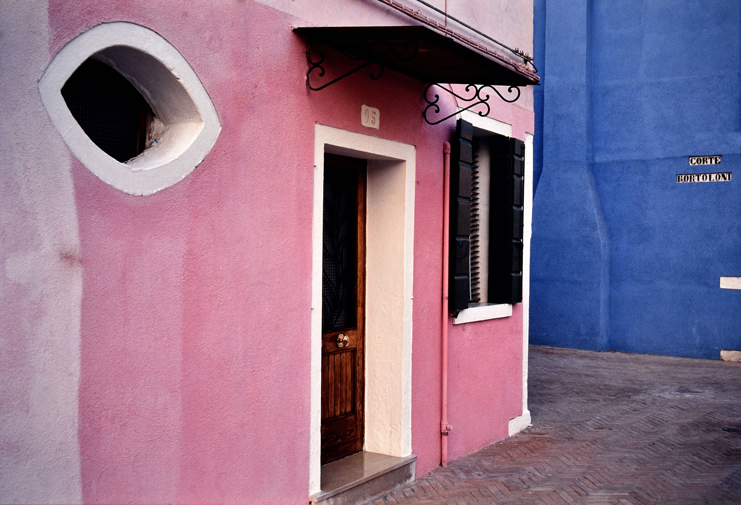 Boccuccia di rosa- Burano 1993...