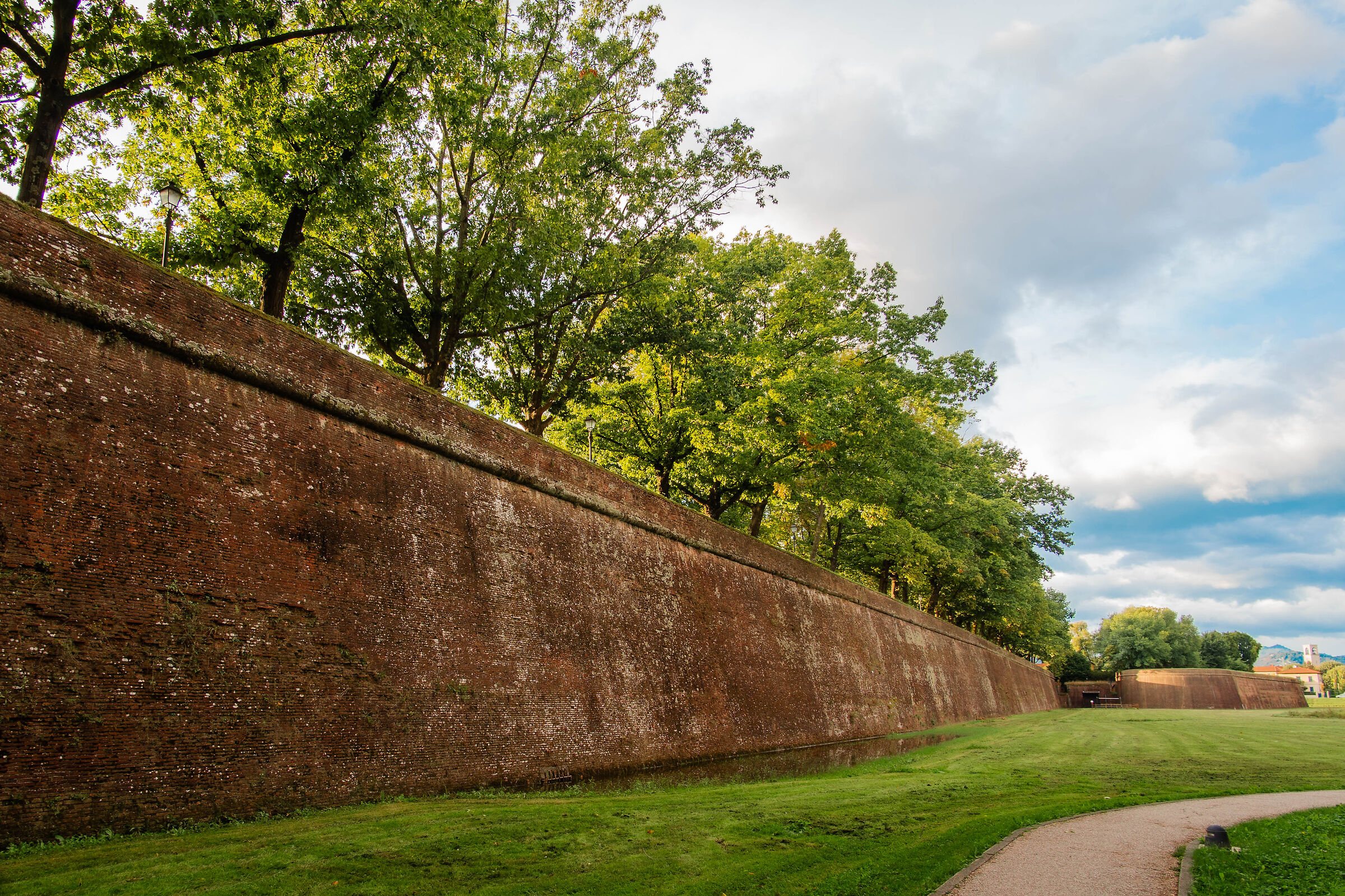 The walls of Lucca...