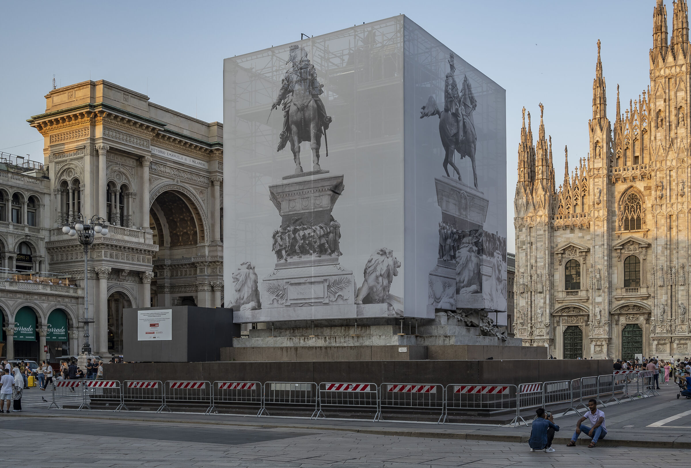 Restoration of the monument in Piazza del Duomo...