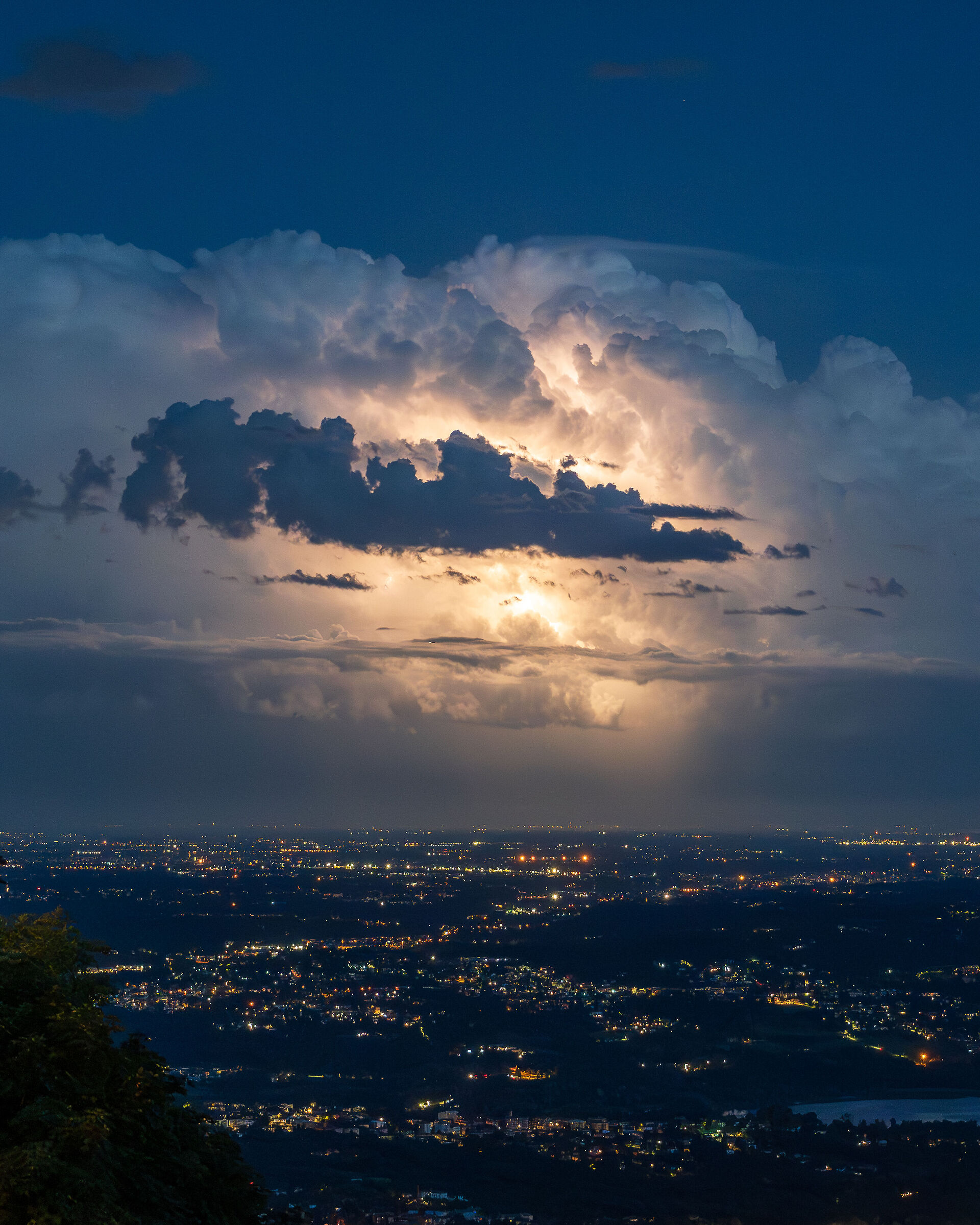 Thunderstorm in the plains, from the Sacro Monte of Varese...
