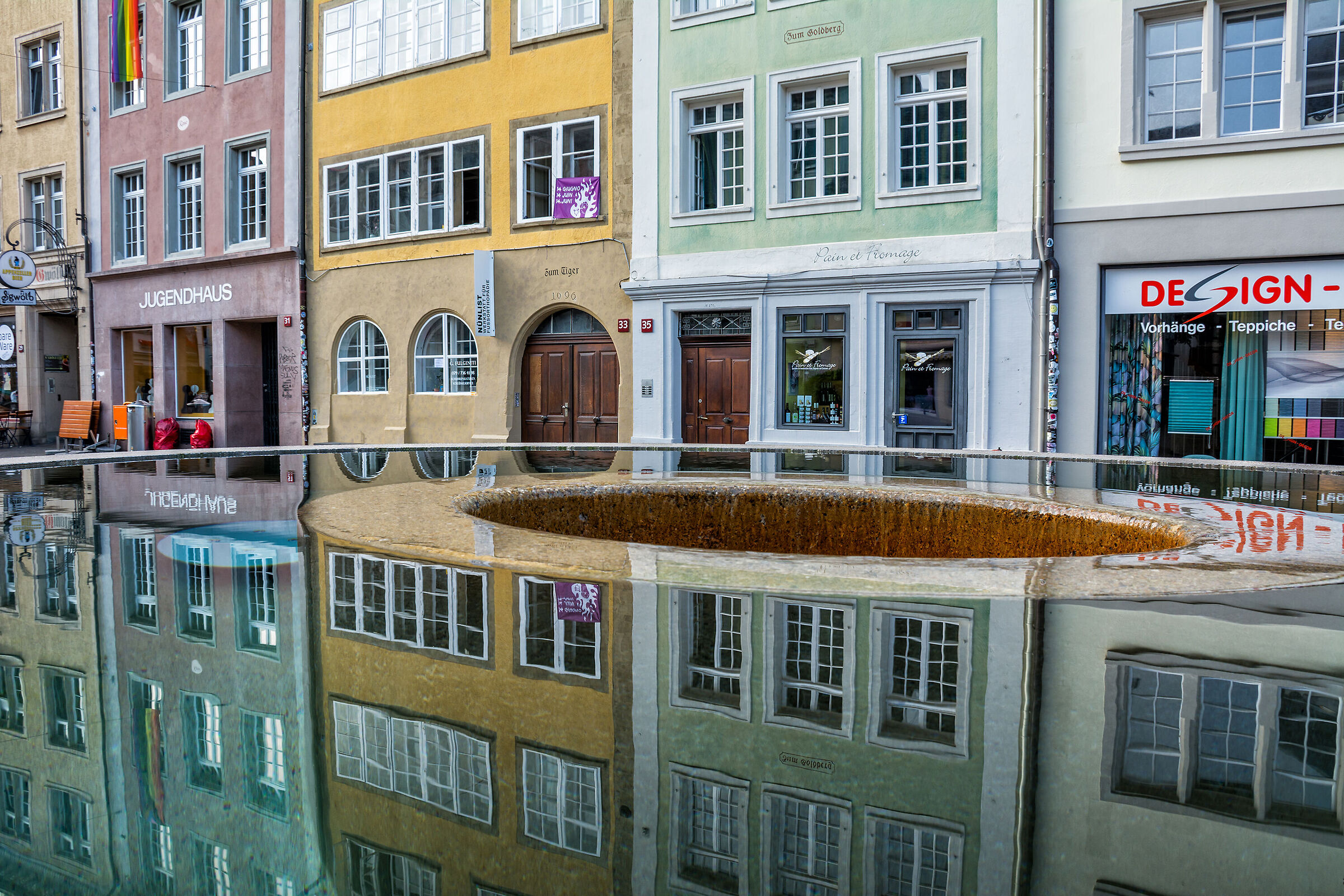 The reflected colours of Winterthur...
