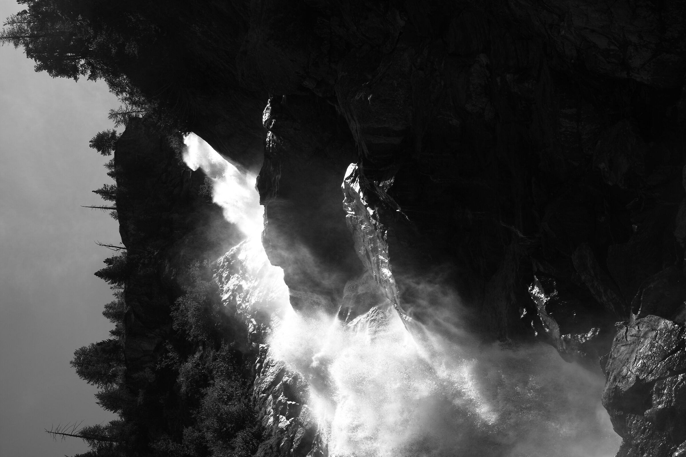 Third Rutor Waterfall (Aosta Valley)...