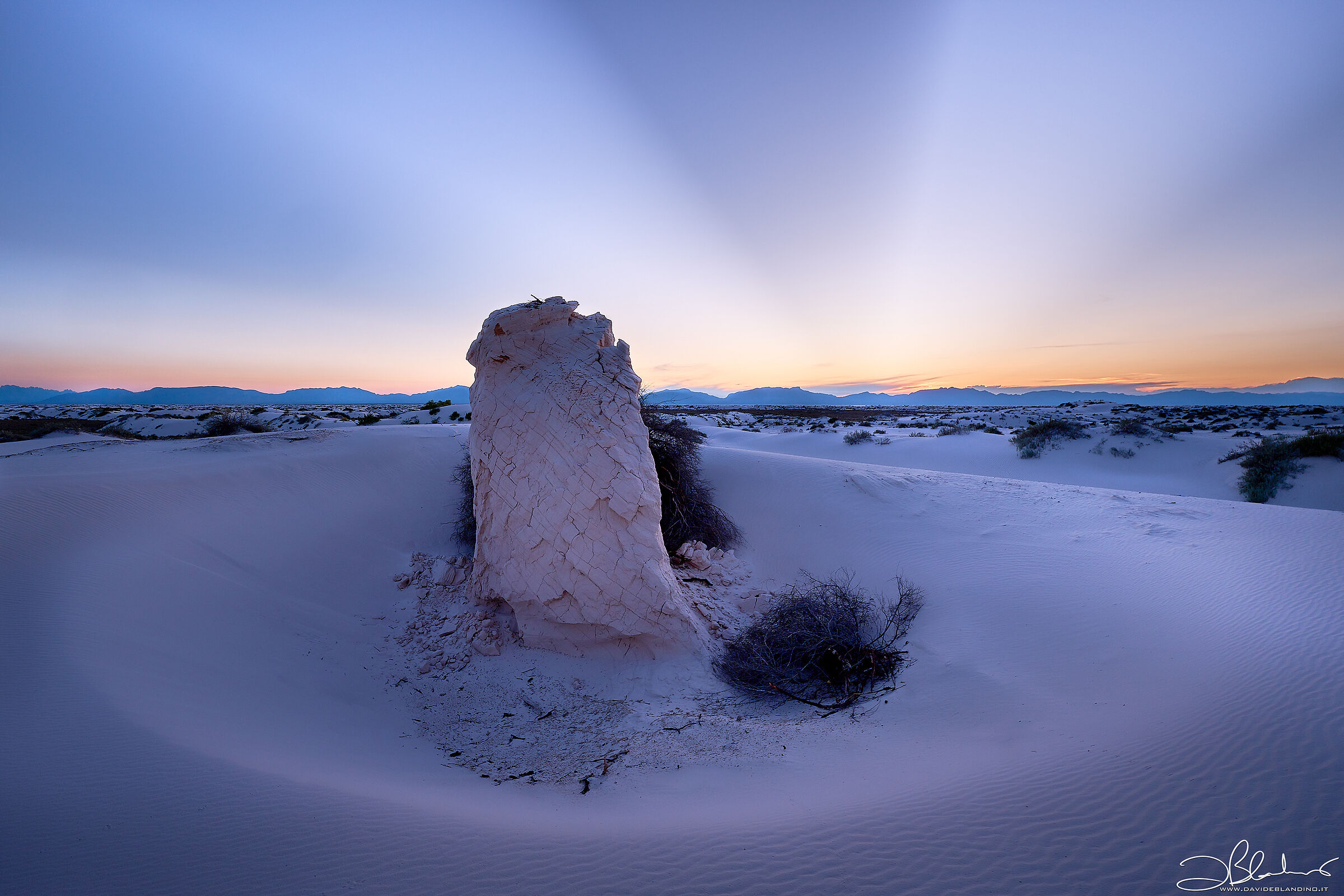 Crepuscolar Rays in White Sands (NM)...