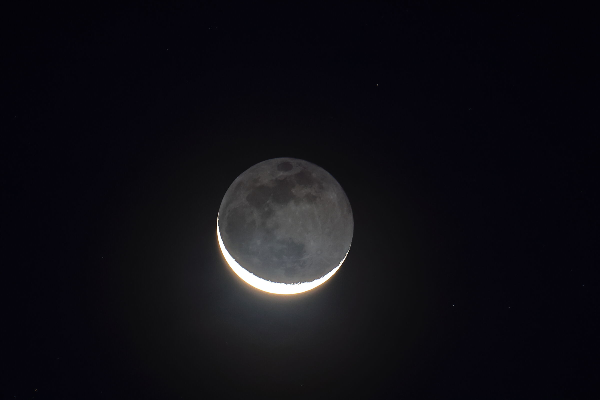 A particularly bright ashen moon 2...