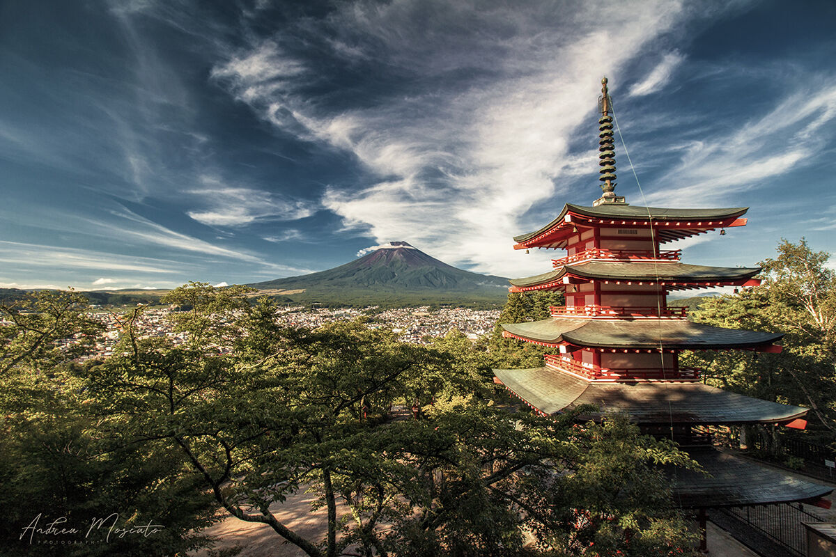 Churei-to Pagoda - Fujiyoshida (Japan)...